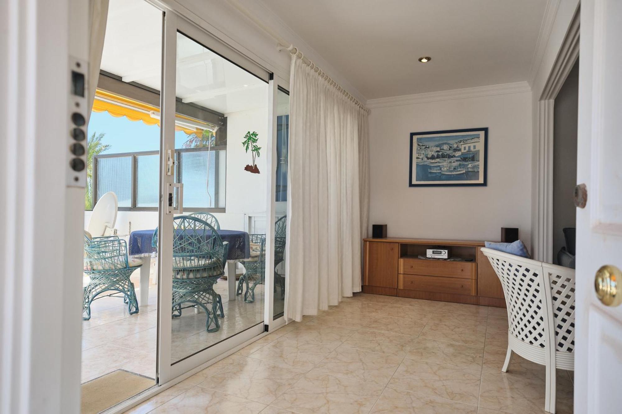 Lovely In San Agustin: Steps Away From Playa Del Ingles And Maspalomas!