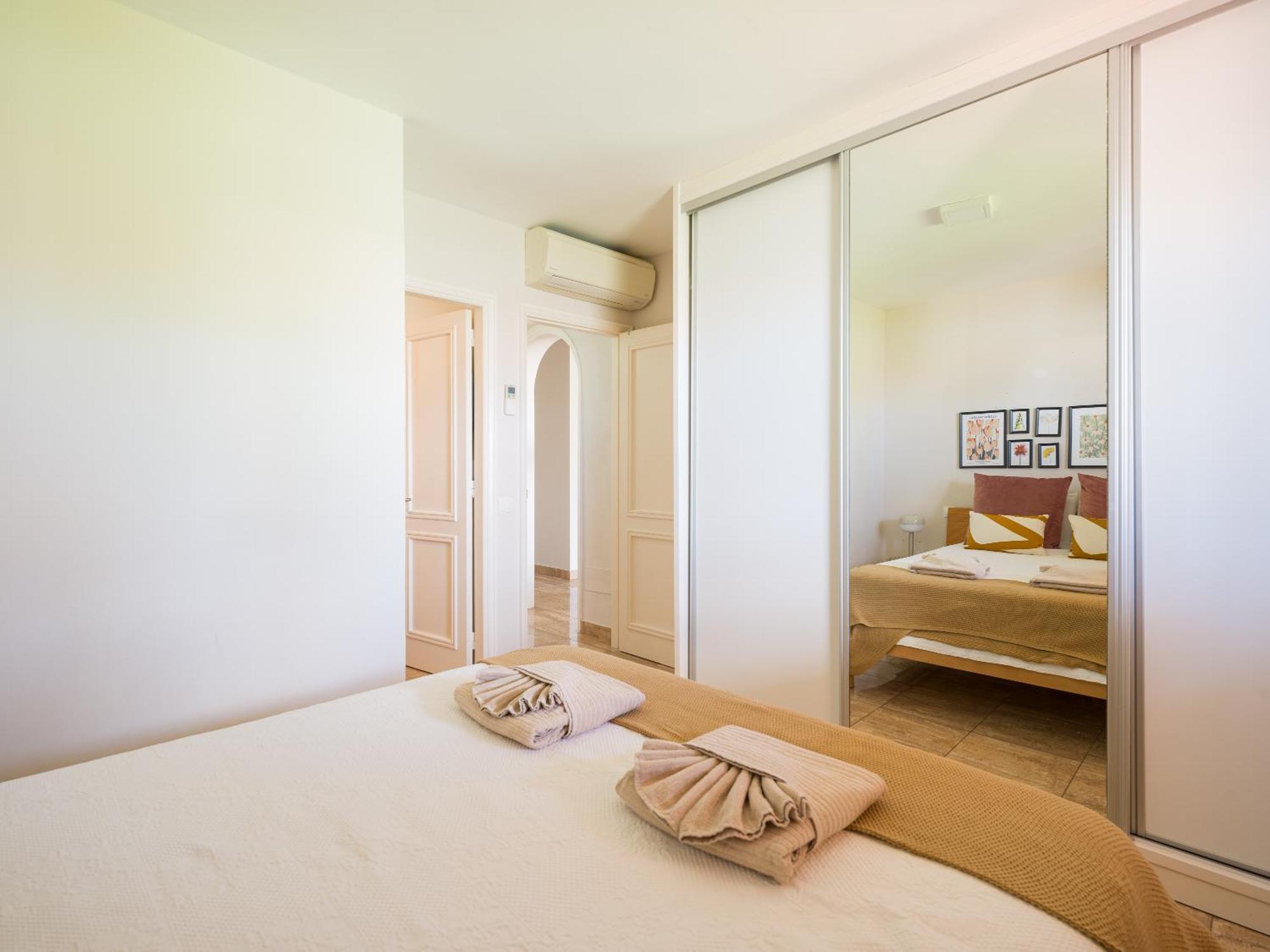 Banana House In Location By Canaryscape Holiday home