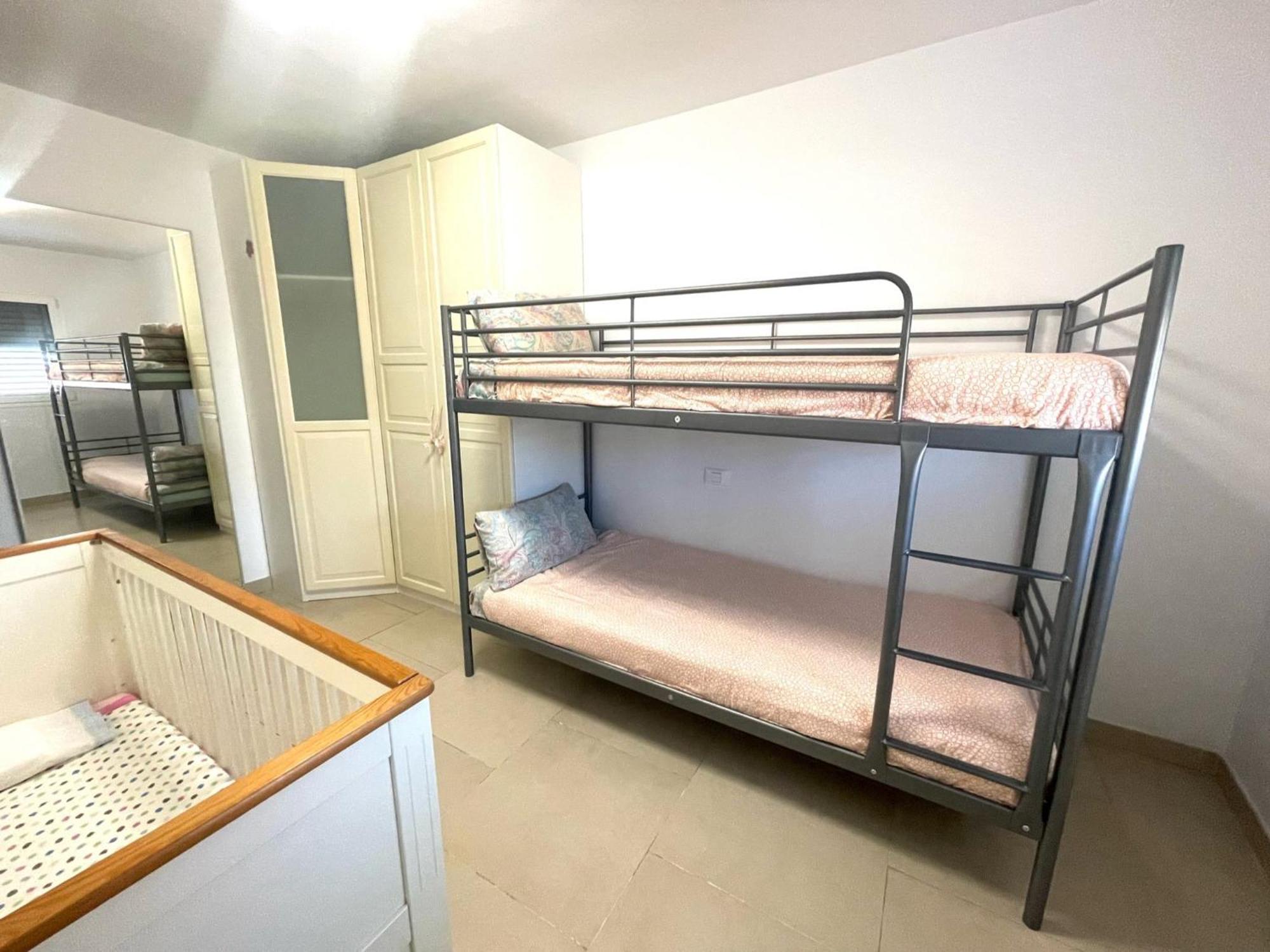 Holiday home Piso Familiar Centrico Campillo *