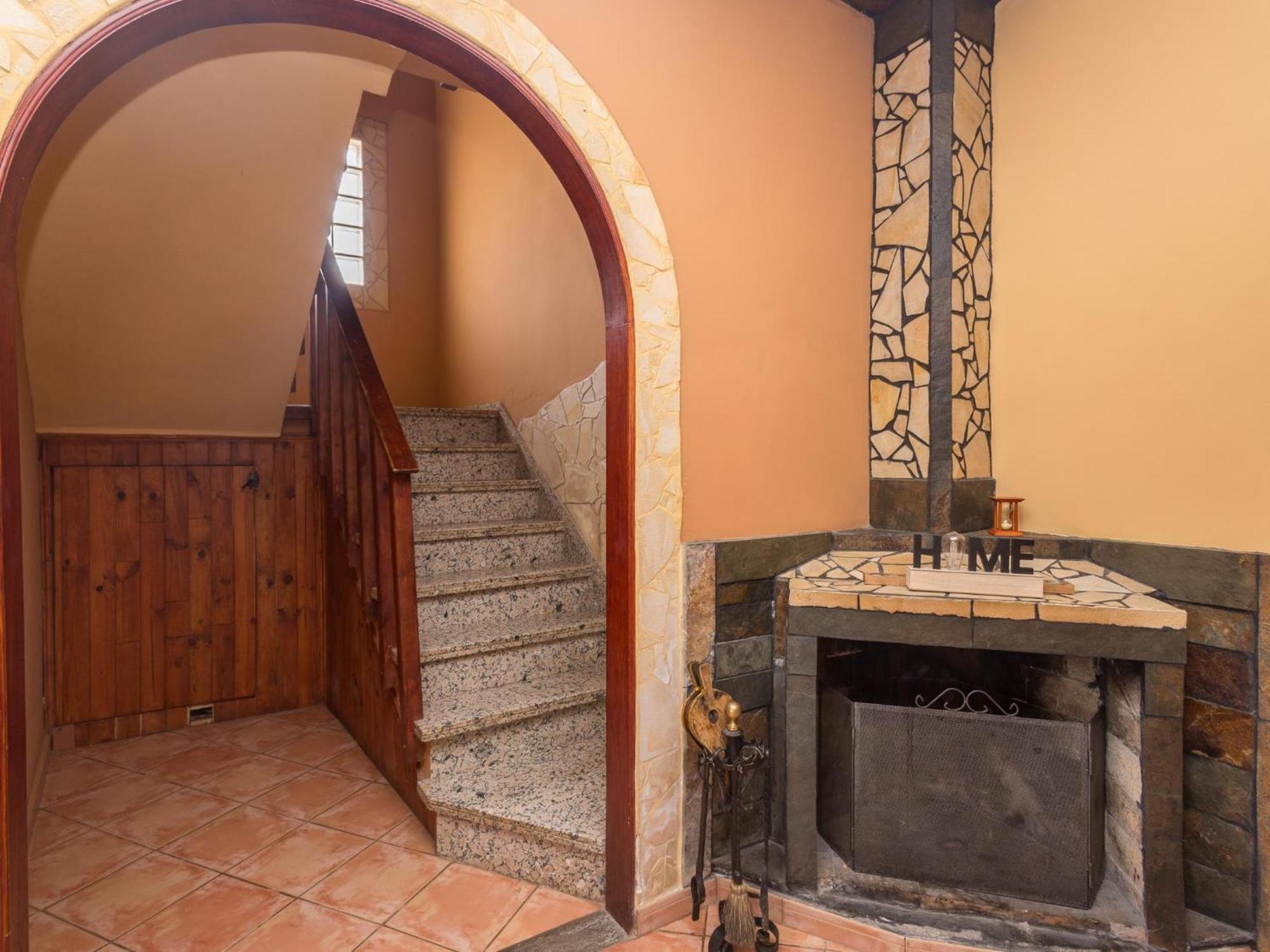 Сasa de vacaciones Vivelorural Casa Besan Grupos Con Piscina Teror