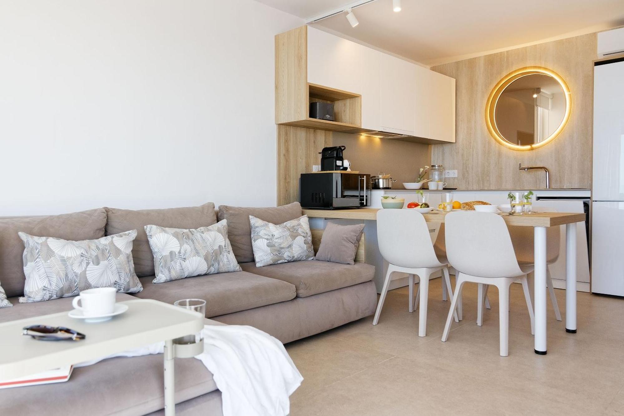 Apartment Amapola Moon -nuevo Y Recien Reformado En Primera Linea De Playa
