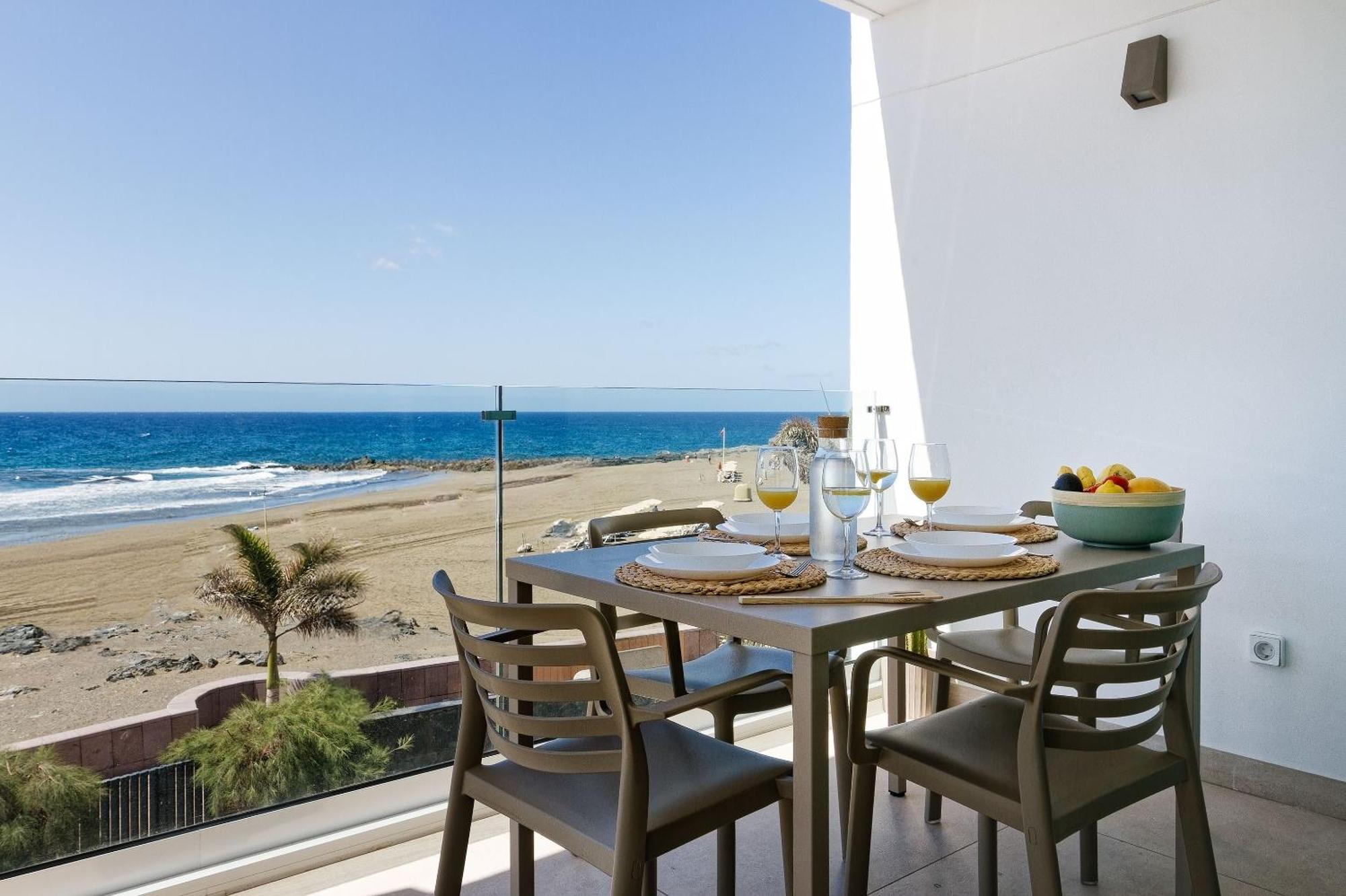 Amapola Moon -nuevo Y Recien Reformado En Primera Linea De Playa Apartment