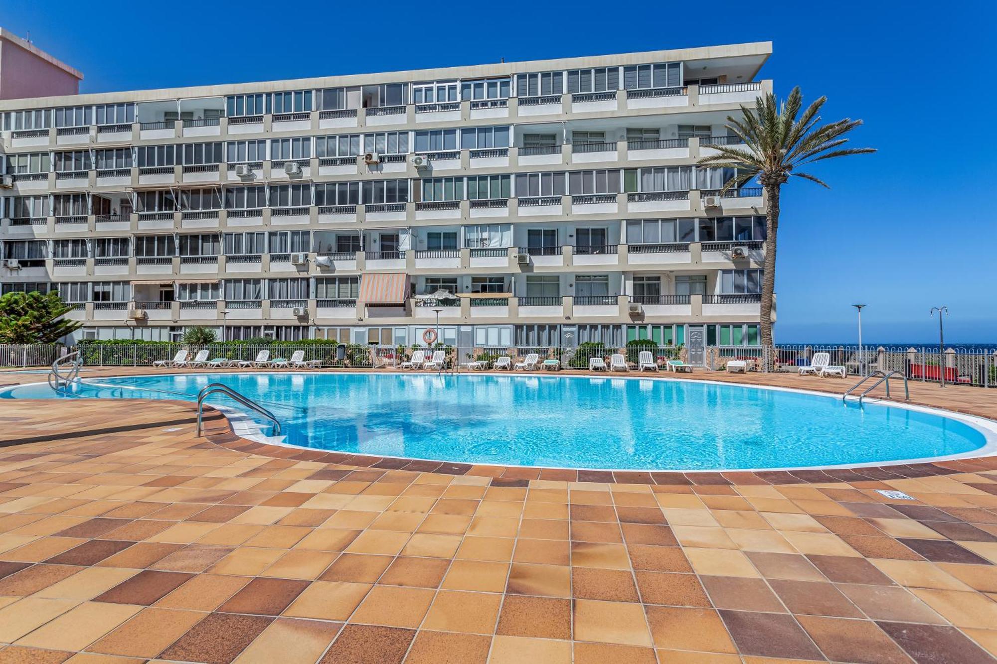 Newly Refurbished Beachfront * San Bartolome de Tirajana (Gran Canaria)