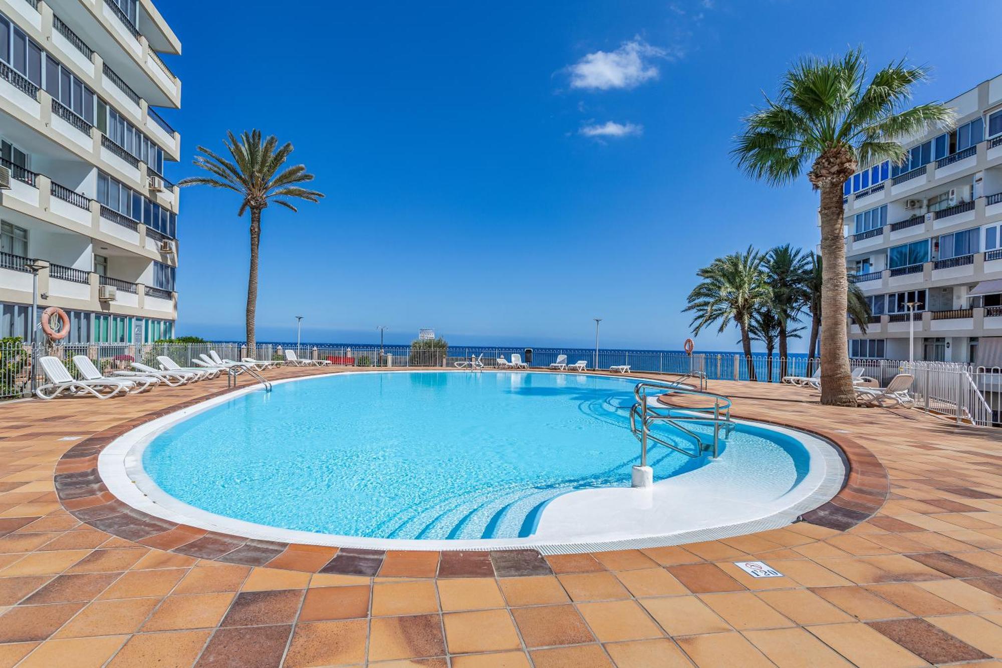 Newly Refurbished Beachfront Apartment San Bartolome de Tirajana (Gran Canaria)