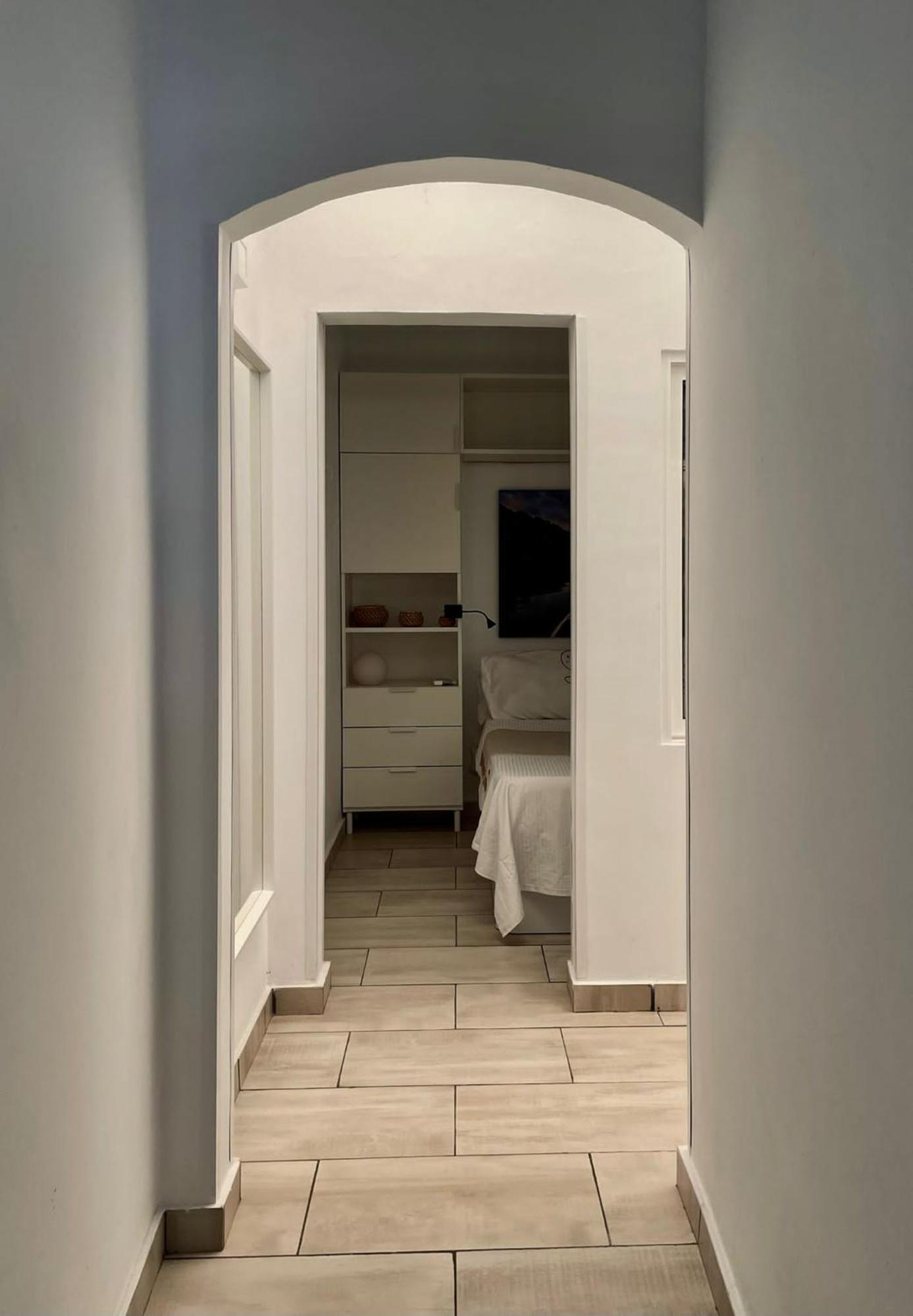 Vivienda Crispin Apartment *