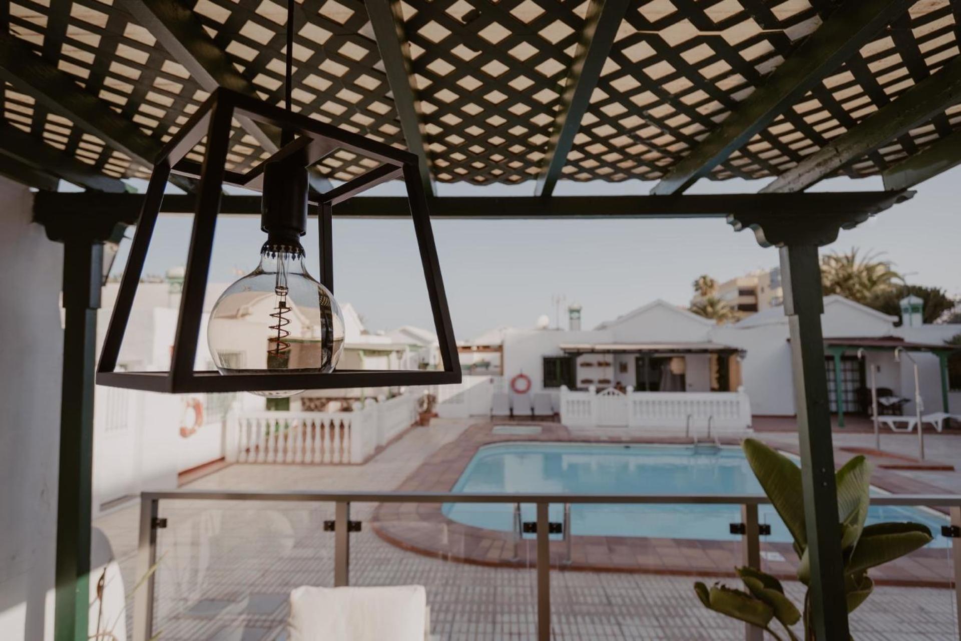 Ferienhaus In Mit Terrasse Und Gemeinschaftlichem Pool *