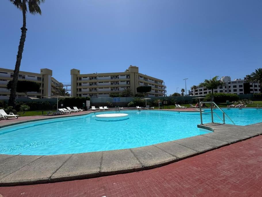 Apartment Iguazu Poolview Near Yumbo *