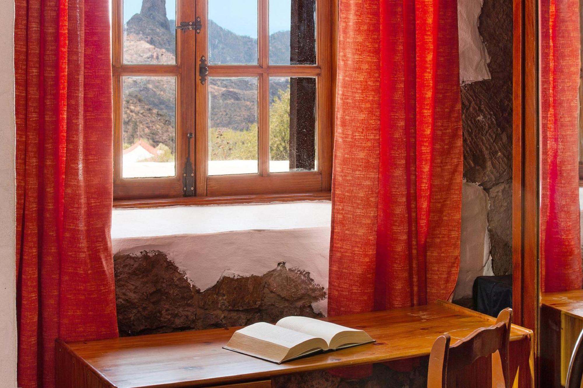 Villa House Sleeps6-parking-garden-pool In Summer-pet