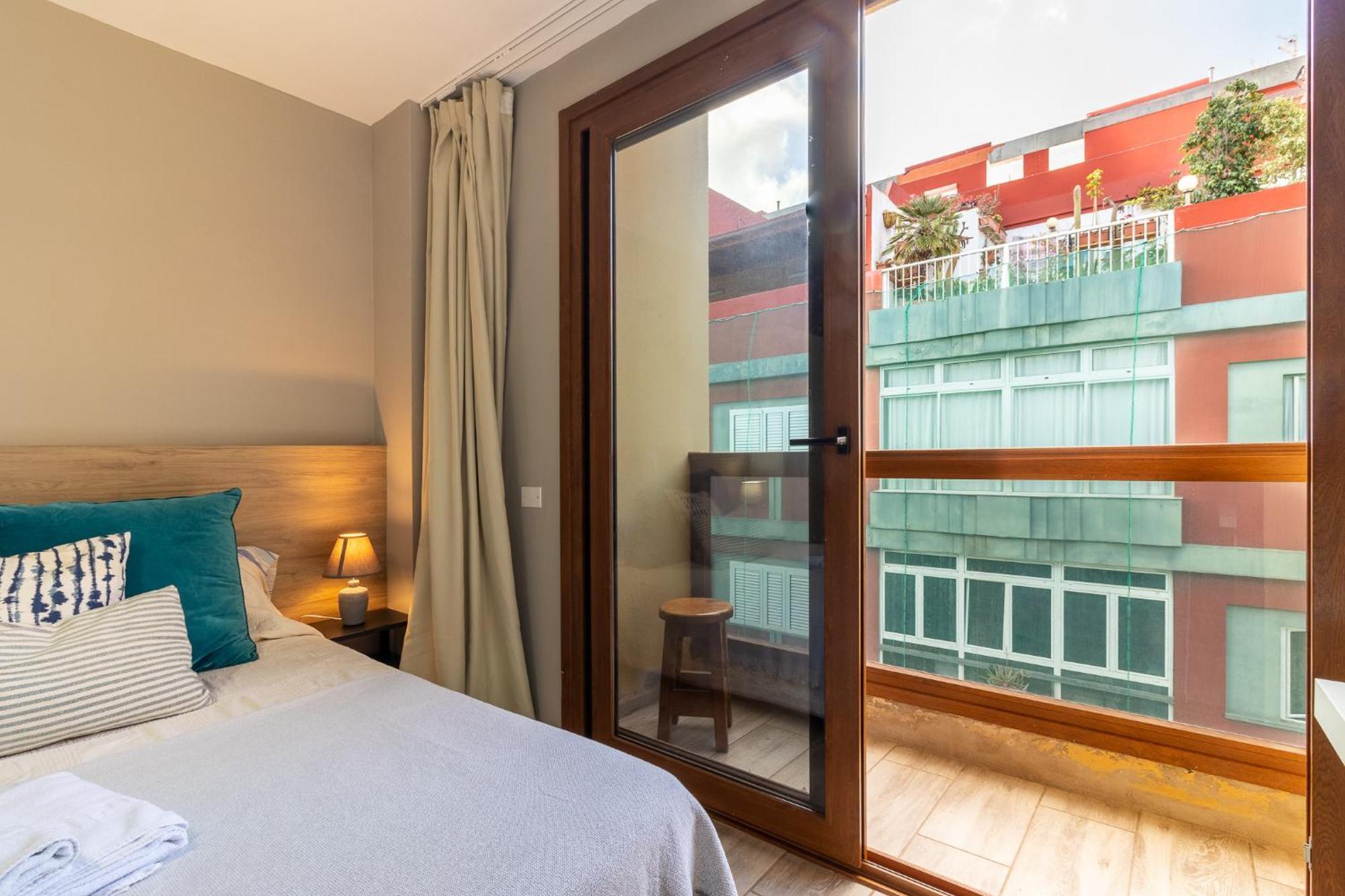 La Naval Cosy 1 *