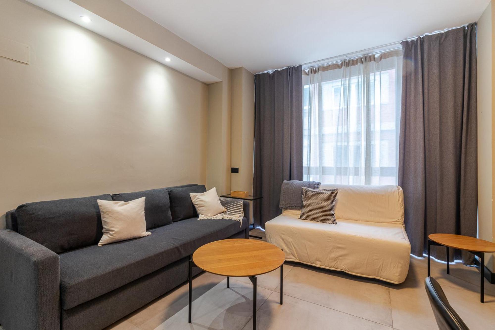 Apartamento La Naval Cosy 2º *