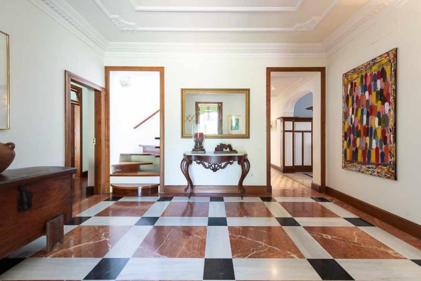 Amplia De Lujo Con Piscina Climatizada Villa *