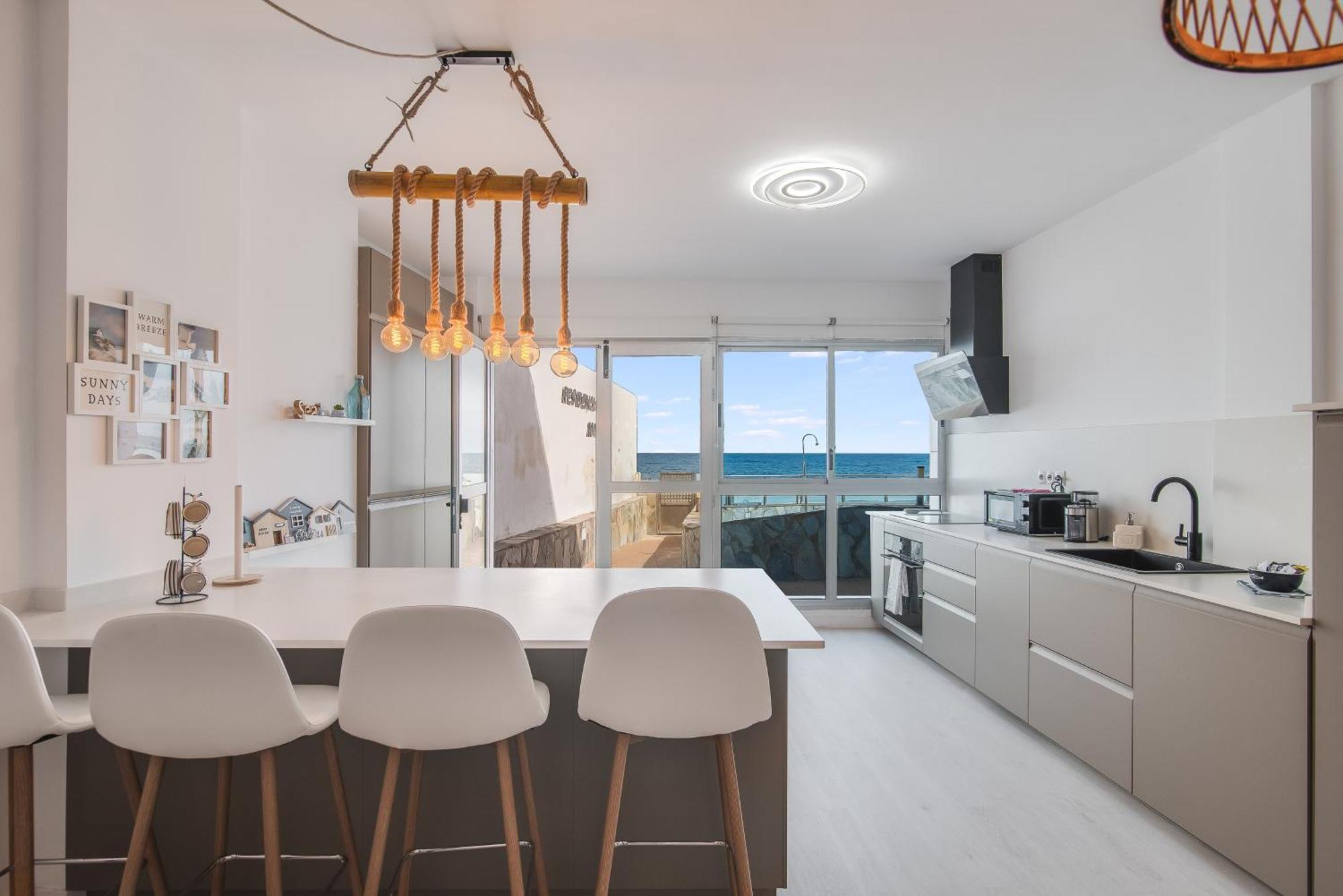 Home2book Beachy Vibes Sea Side Apartment, Guia Santa Maria de Guia de Gran Canaria