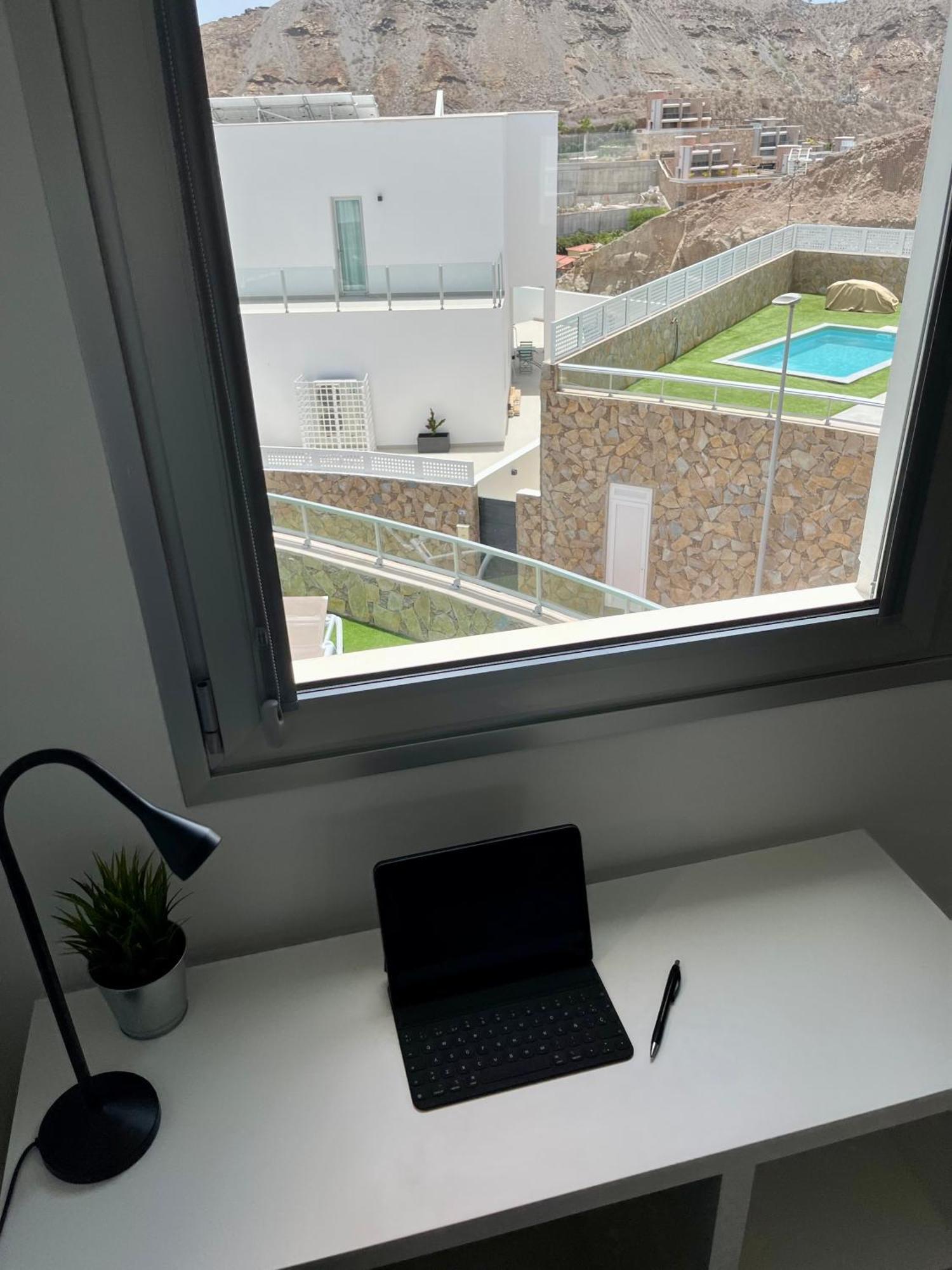 Rosa-soleada Privada Con Piscina Climatizada & Wifi En Tauro-mogan Villa La Playa de Tauro