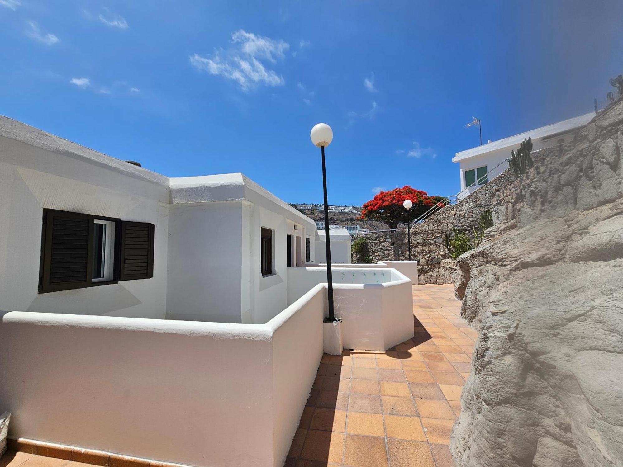 Apartment Modern With Sea View Nearby The Mogan