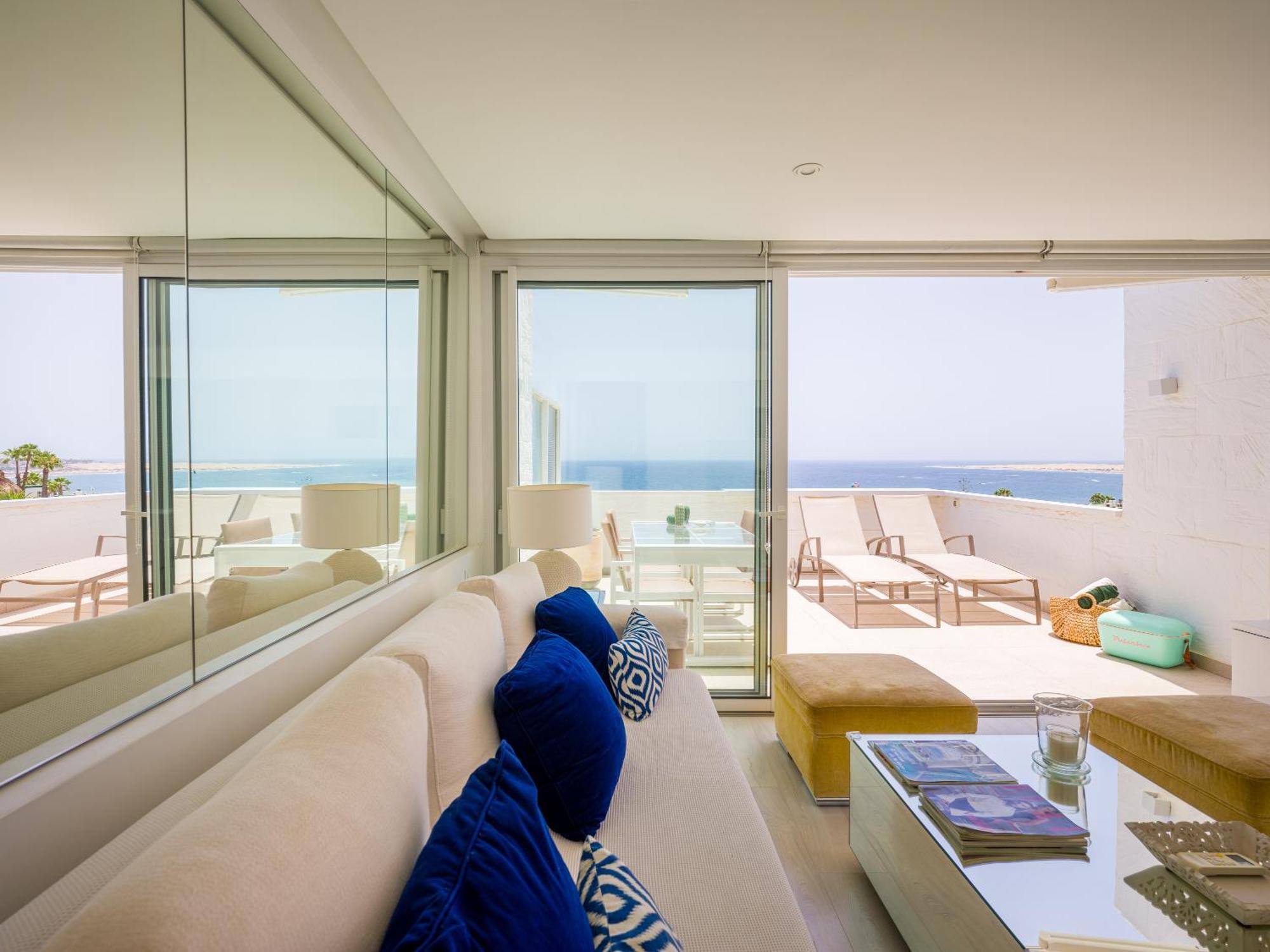 My Sea View Apartment *