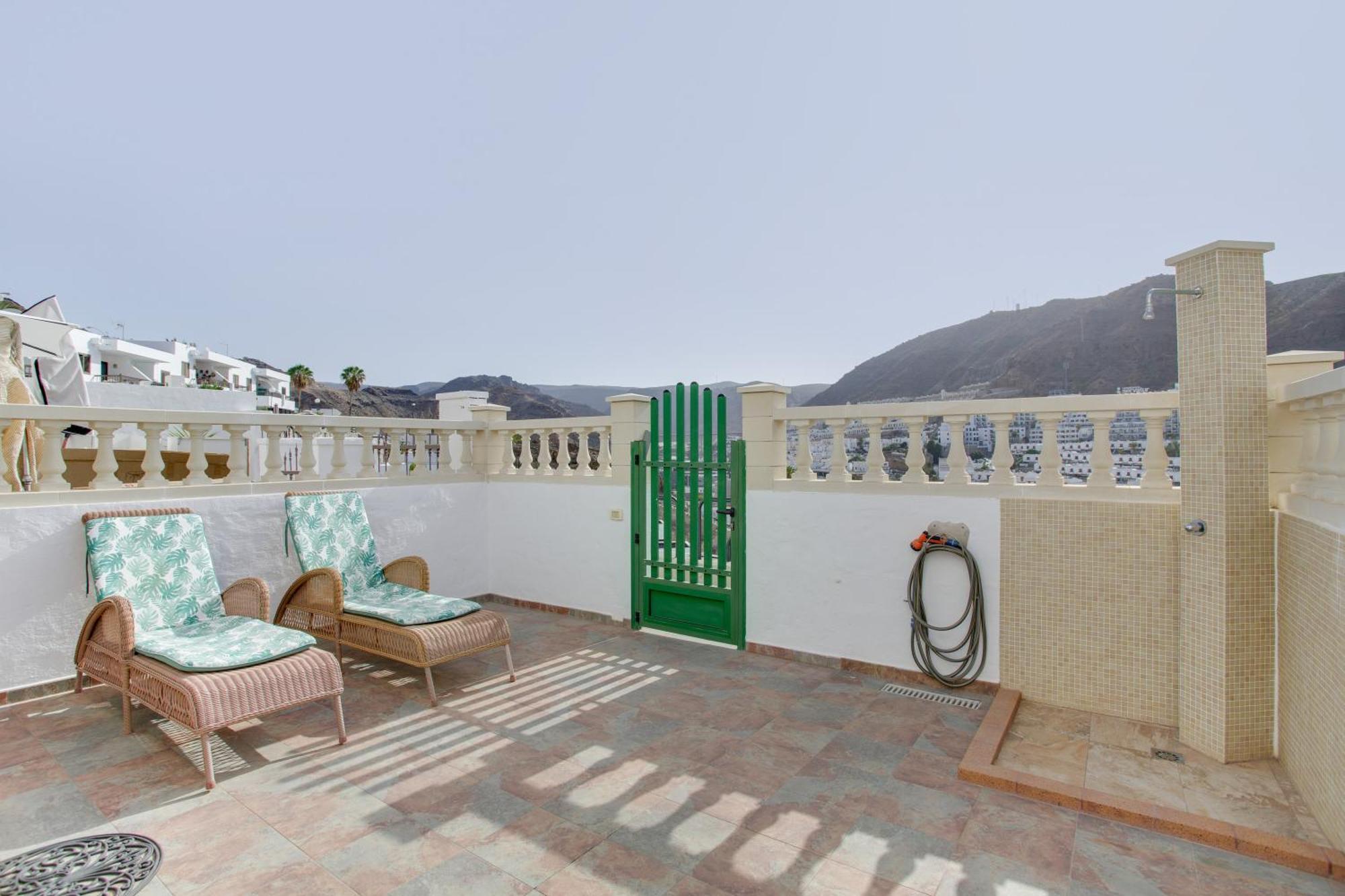 Terrace Cumana 2 *