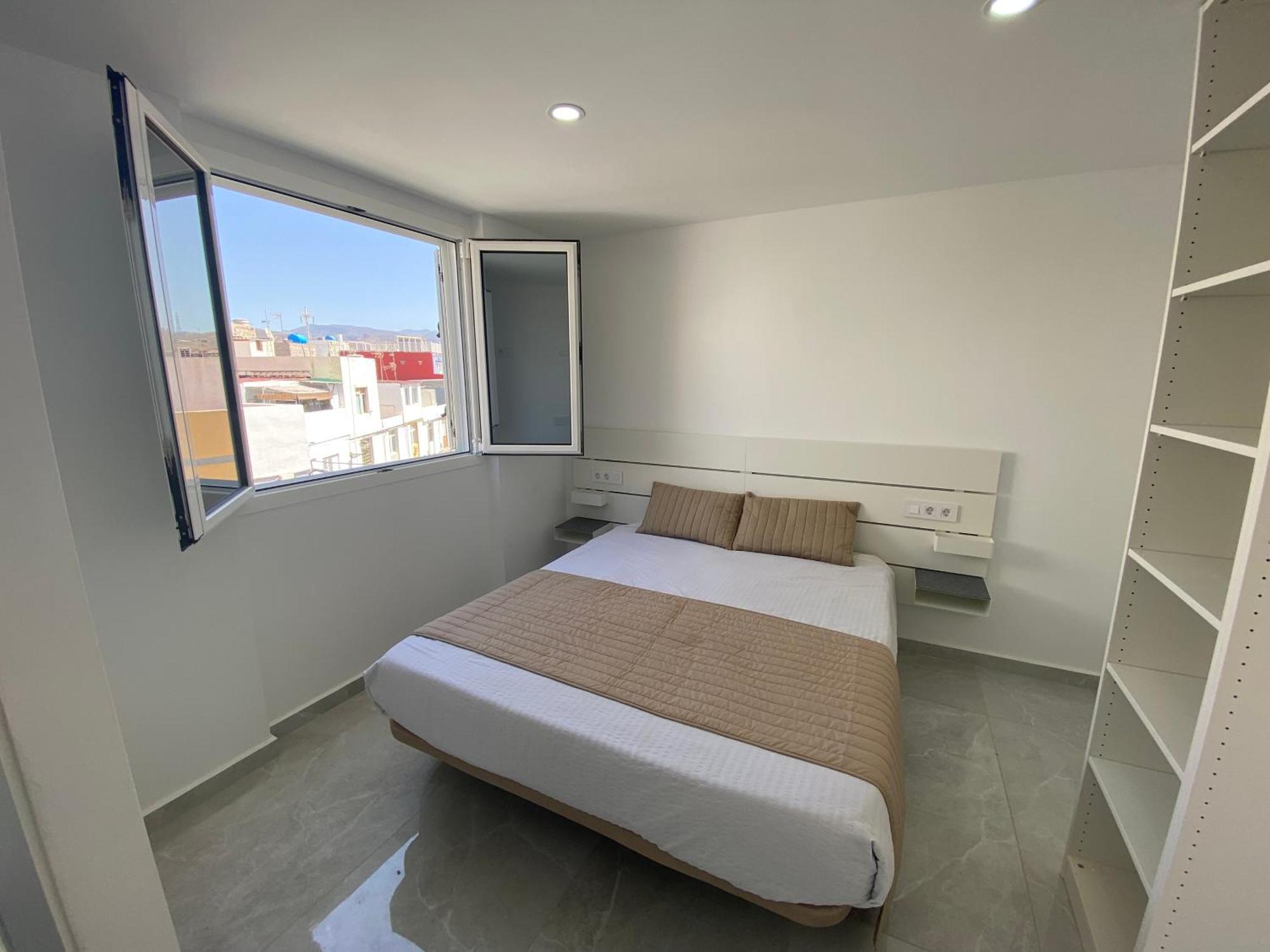 Apartment Alaram Holidays House