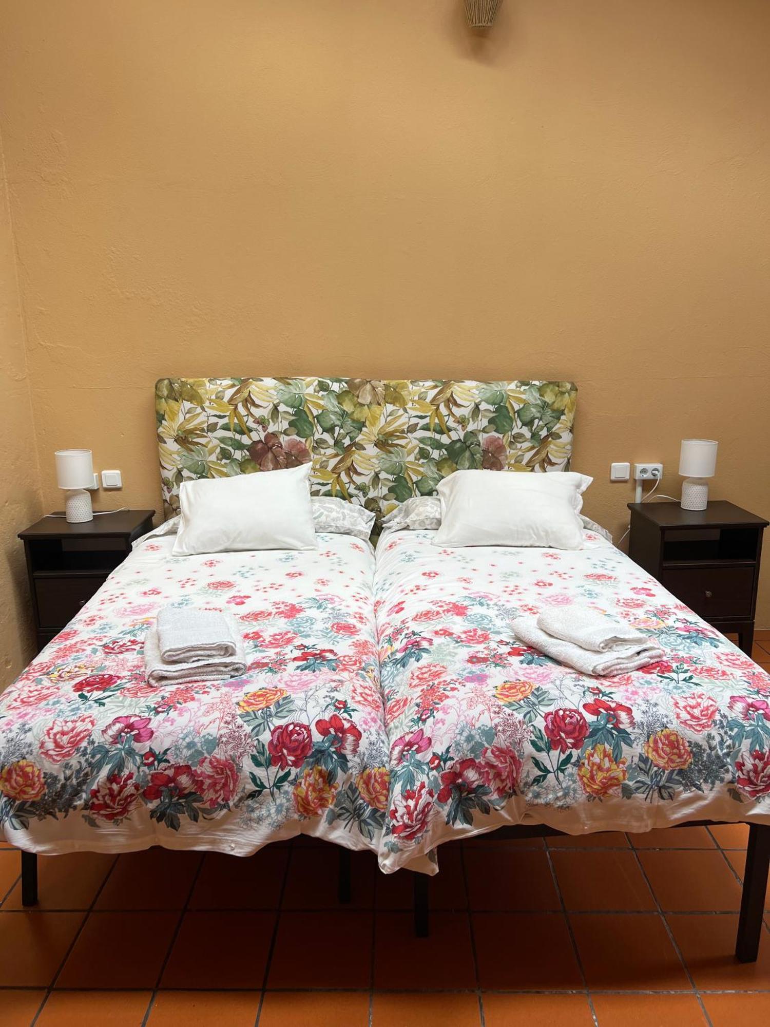 Casona Gildana: Historia, Patrimonio/e-working