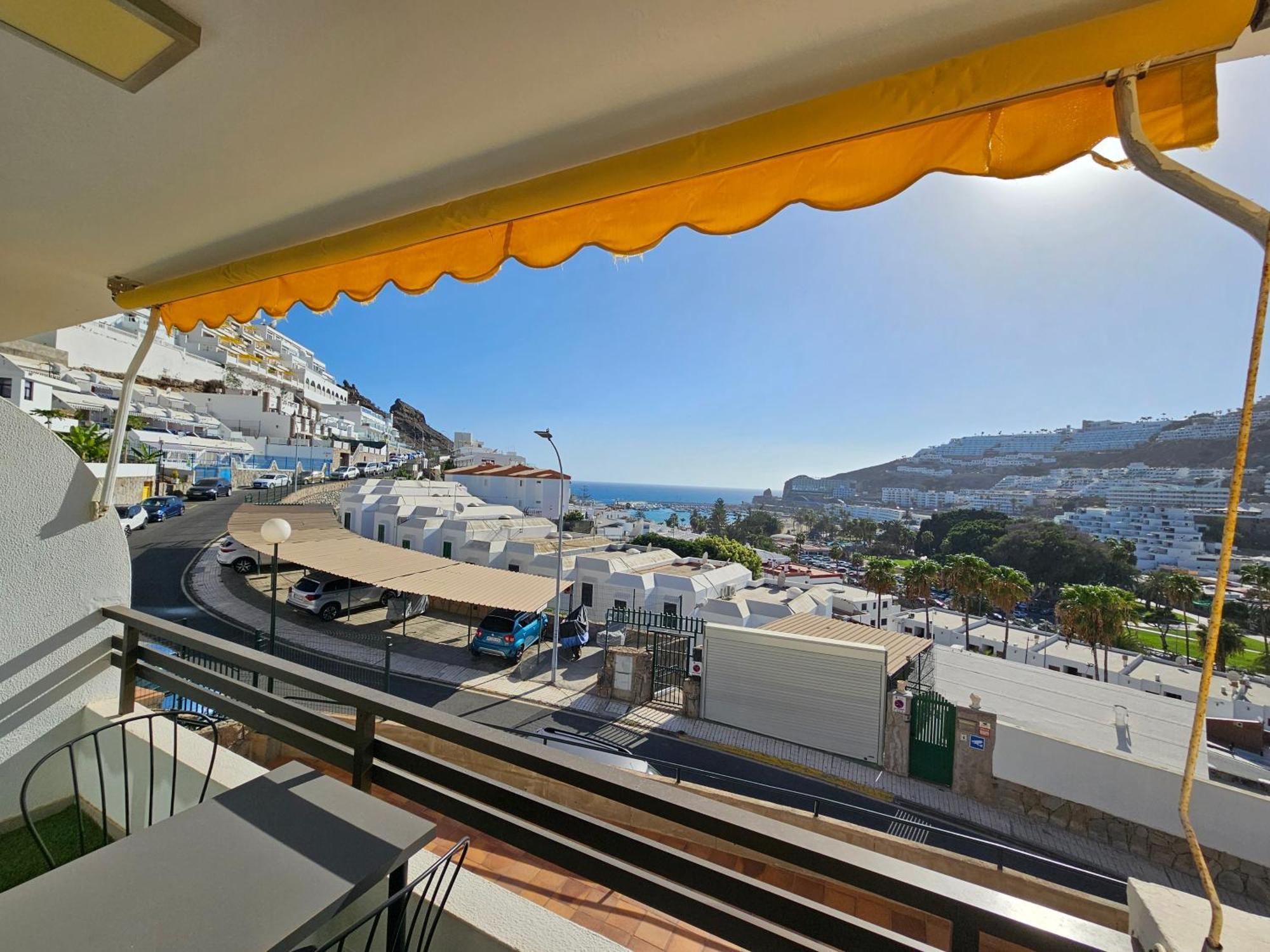 Modern With Sea View Nearby The