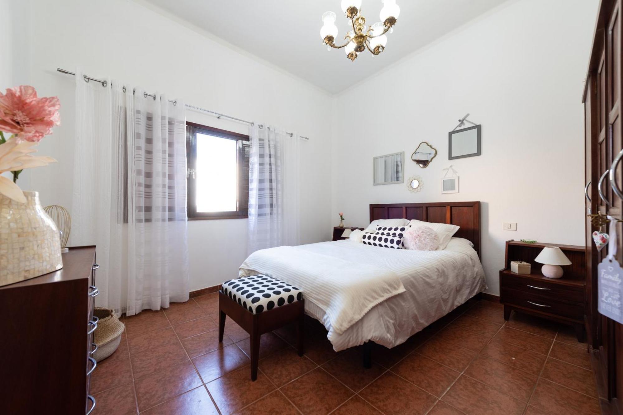 Balcony Spacious 2br Historic Center