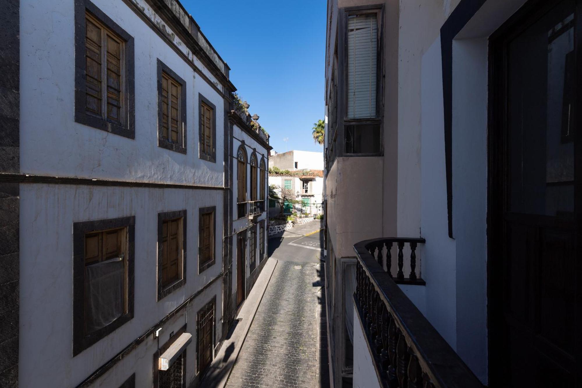 Balcony Spacious 2br Historic Center Apartamento