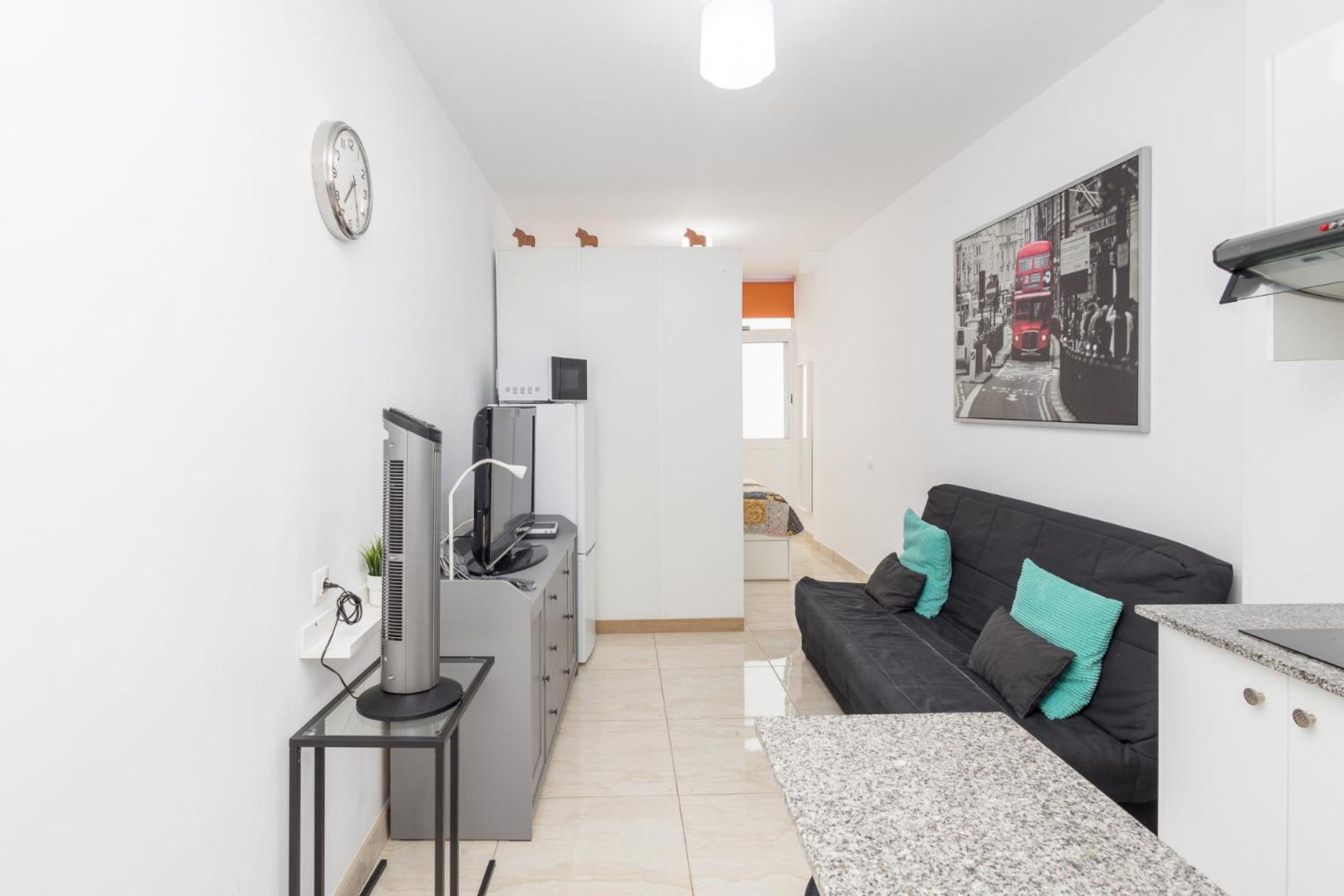 Comfy Renovated Next To The *
