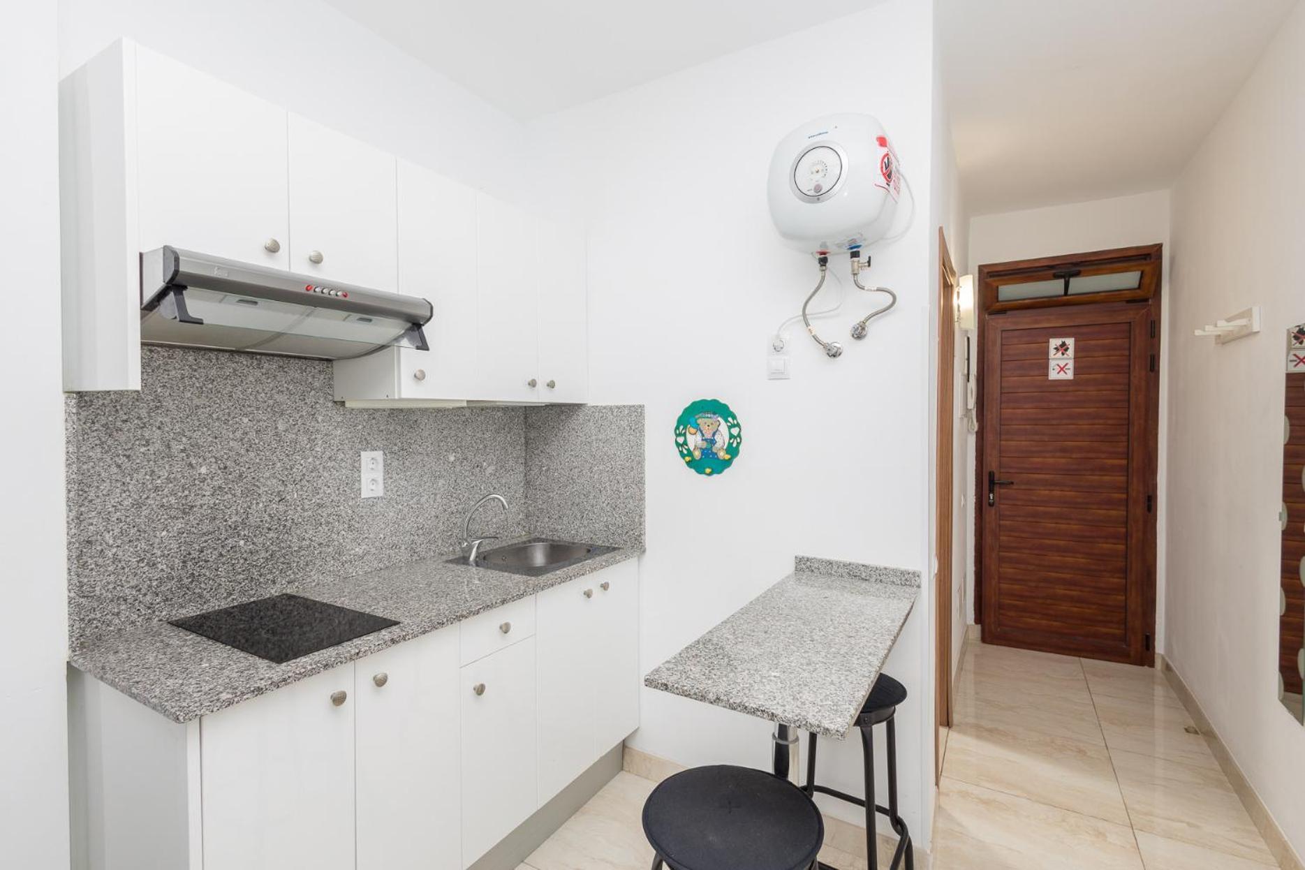 Apartment Comfy Renovated Next To The
