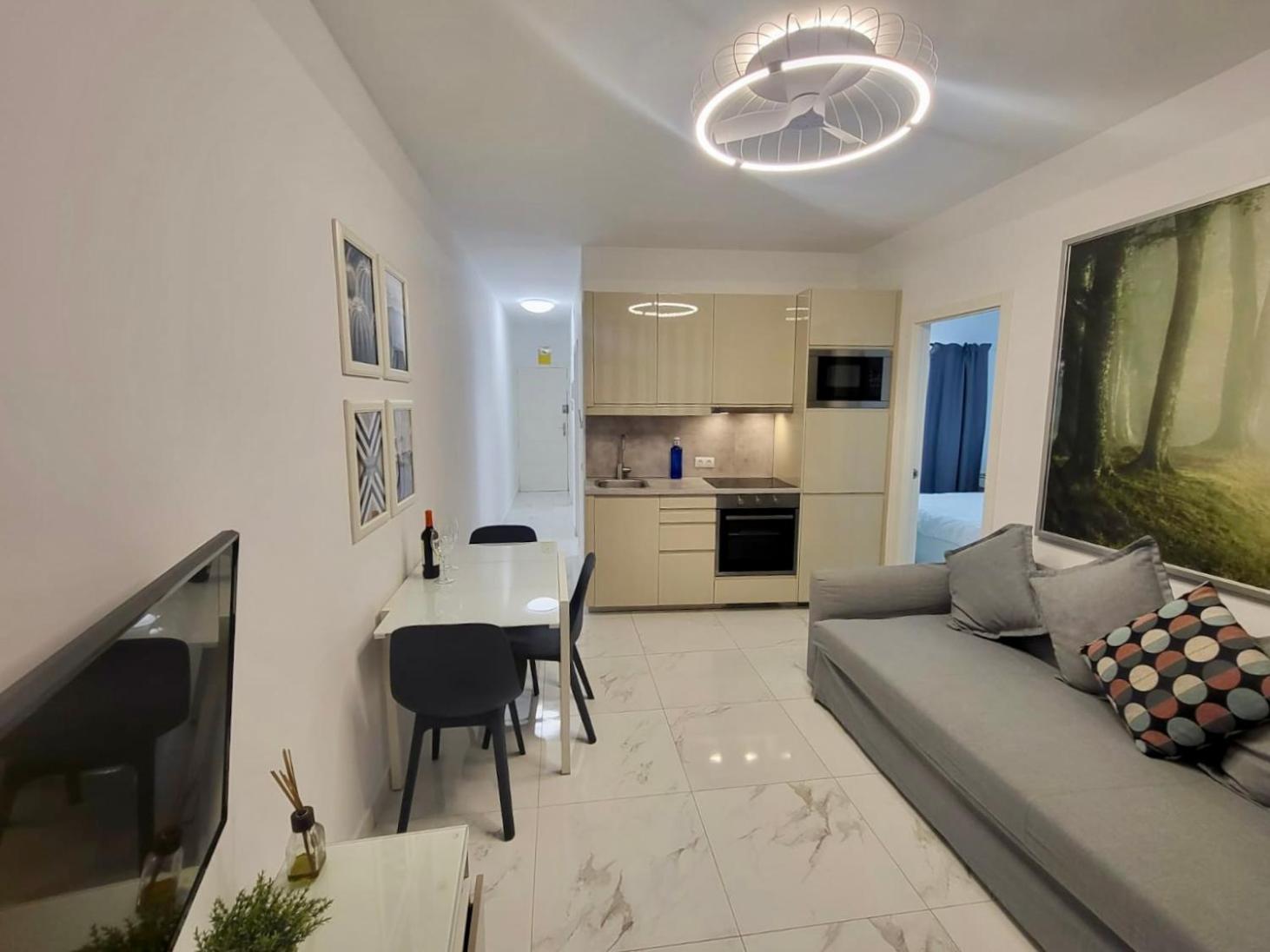 New 2 Bedrooms Gold Flat At Canteras With Balcony And Free Parking * Las Palmas de Gran Canaria