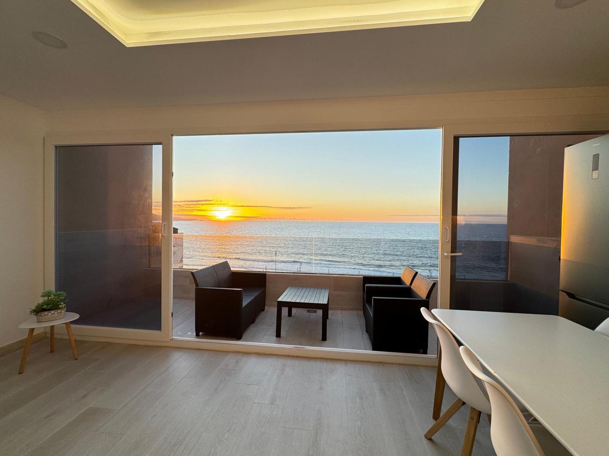 Atico Vistas Mar Playa Canteras Apartment *