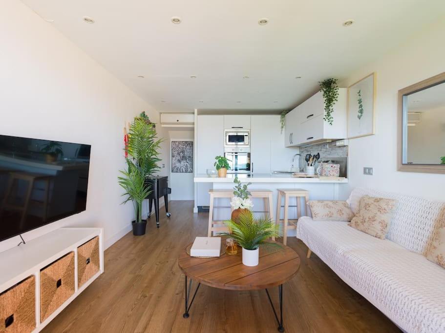 Apartamento On The Playa Del Aguila *