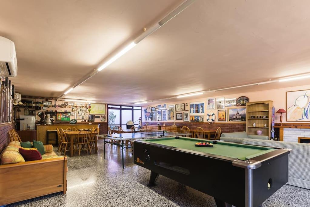 Villa Magnifica Con Piscina Y Barbacoa *