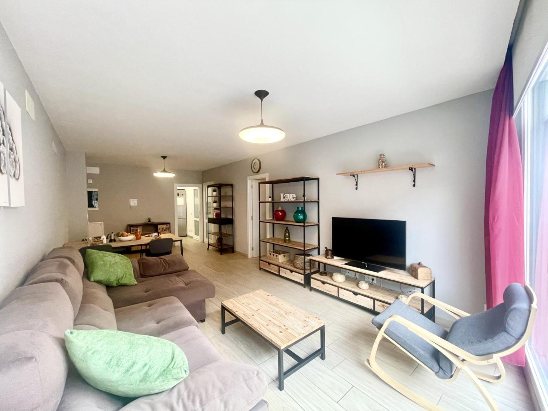 Urban House Apartment *