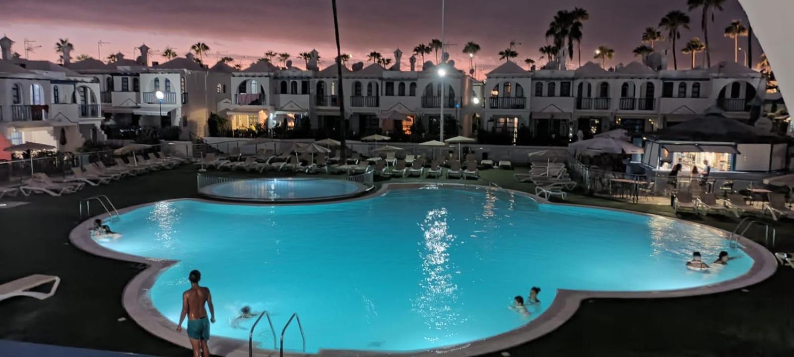 Delightful Playmar: Comfort And Convenience In Maspalomas, Steps Away From Shopping Centers And Beaches Apartamento Maspalomas (Gran Canaria)
