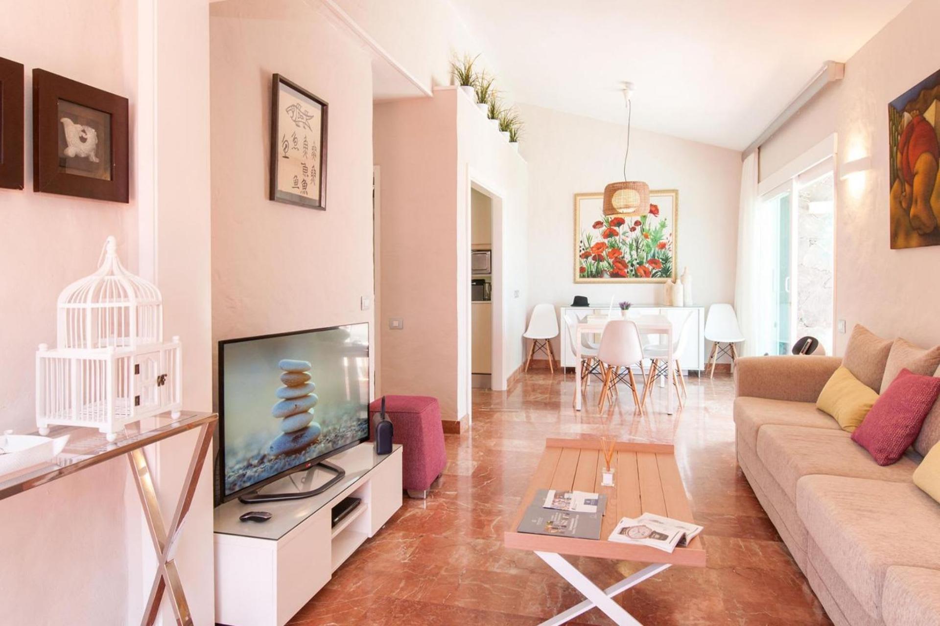Villa 5-bedroom Oceanfront With Private Pool *