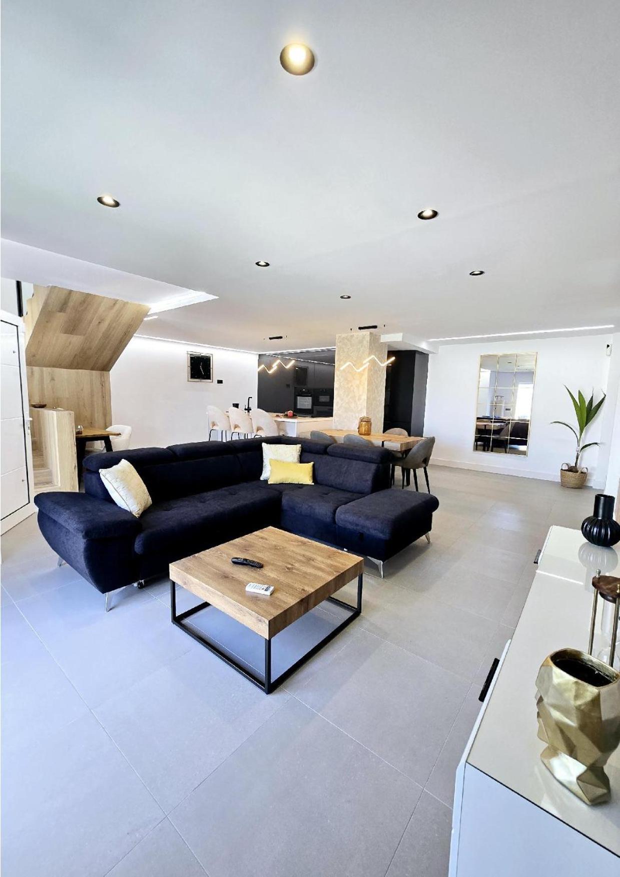 Serendipity House Villa *