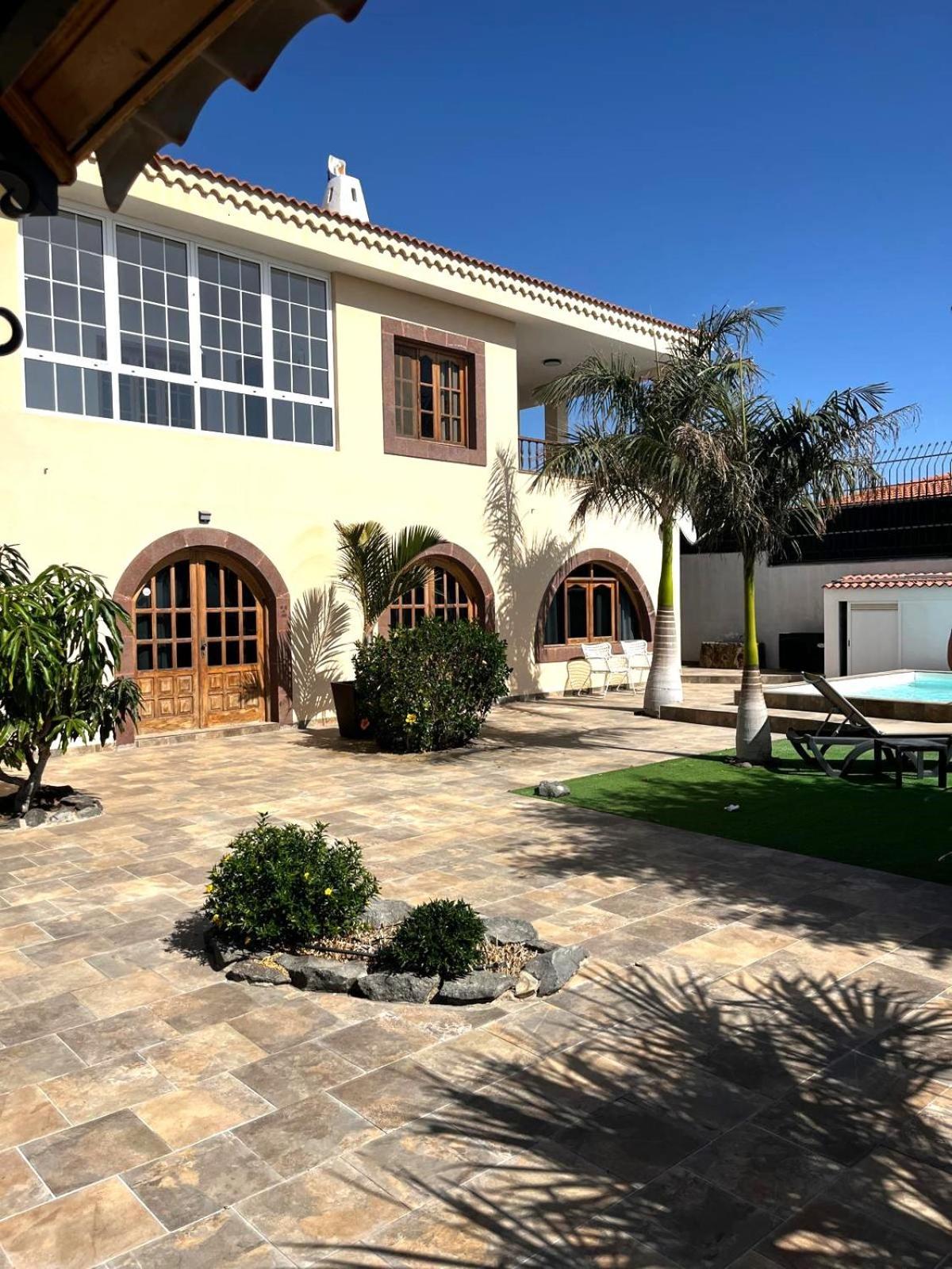 Casa Mia 1 Maspalomas Relax In An Exclusive Oasis Of Peace Just 10 Minutes From Lighthouse Apartment *