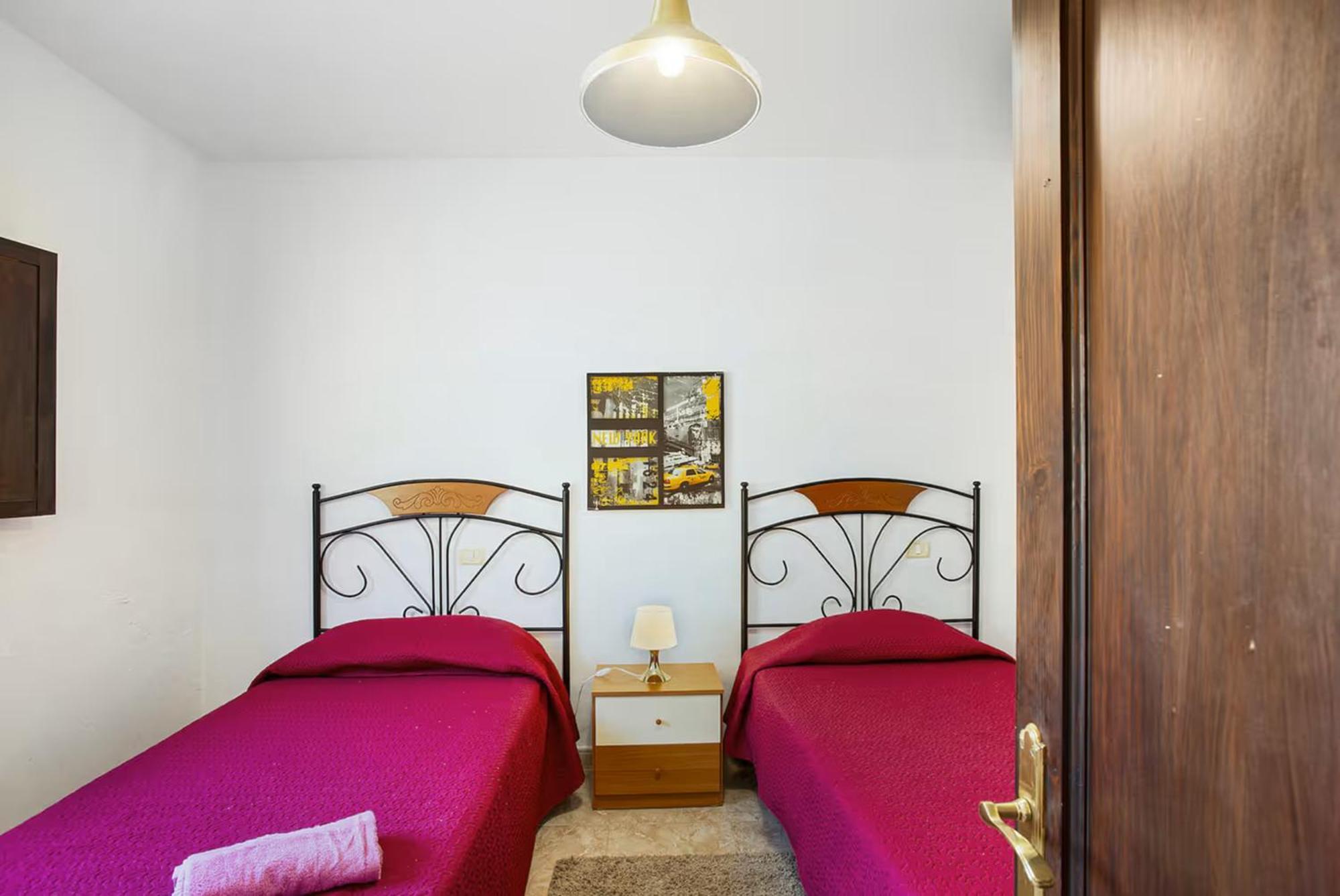 Palomino - Sleeps 4 - Parking - Pet Friendly Gáldar