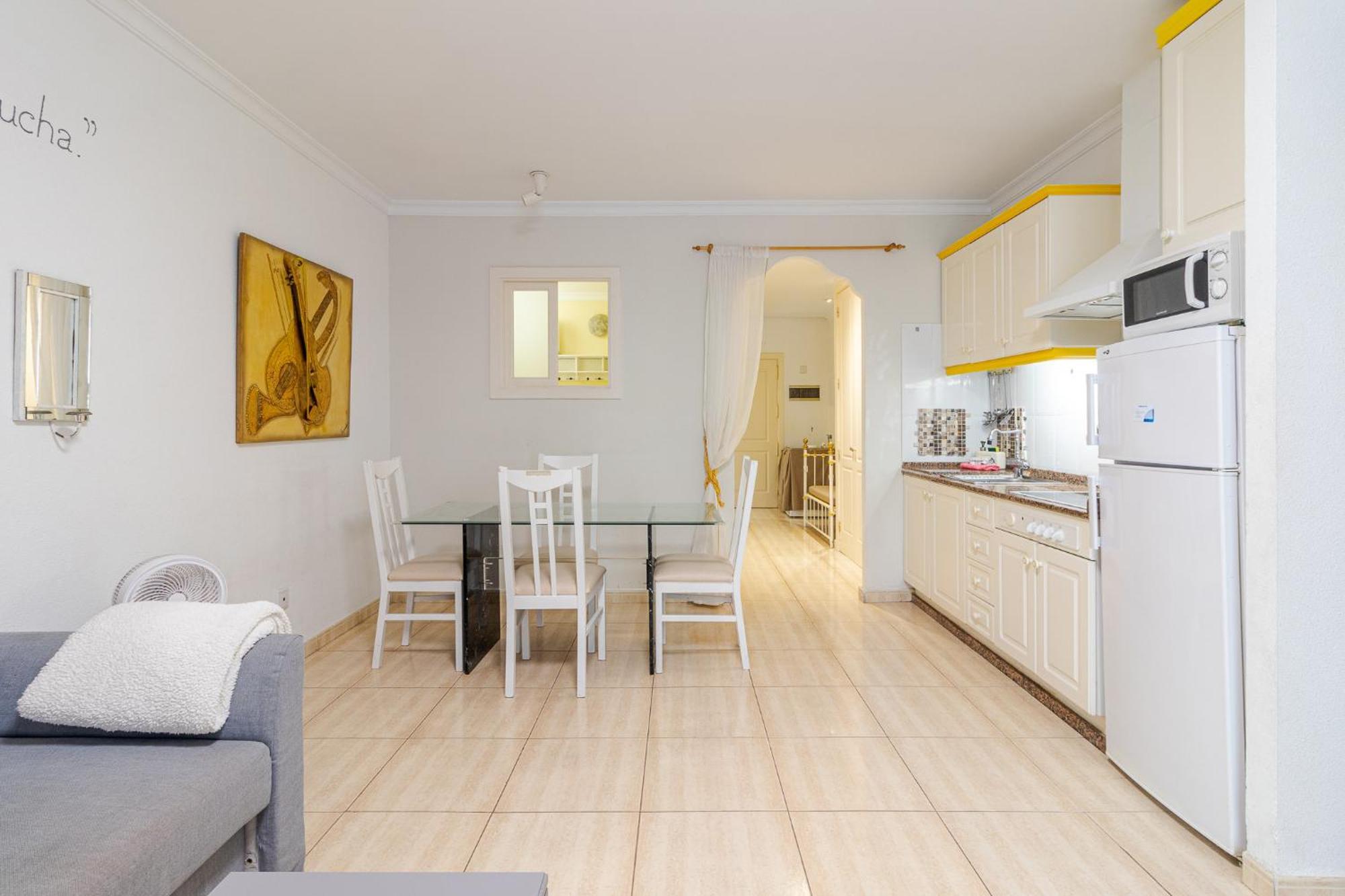 Flatguest - Flat With Art Appartamento *