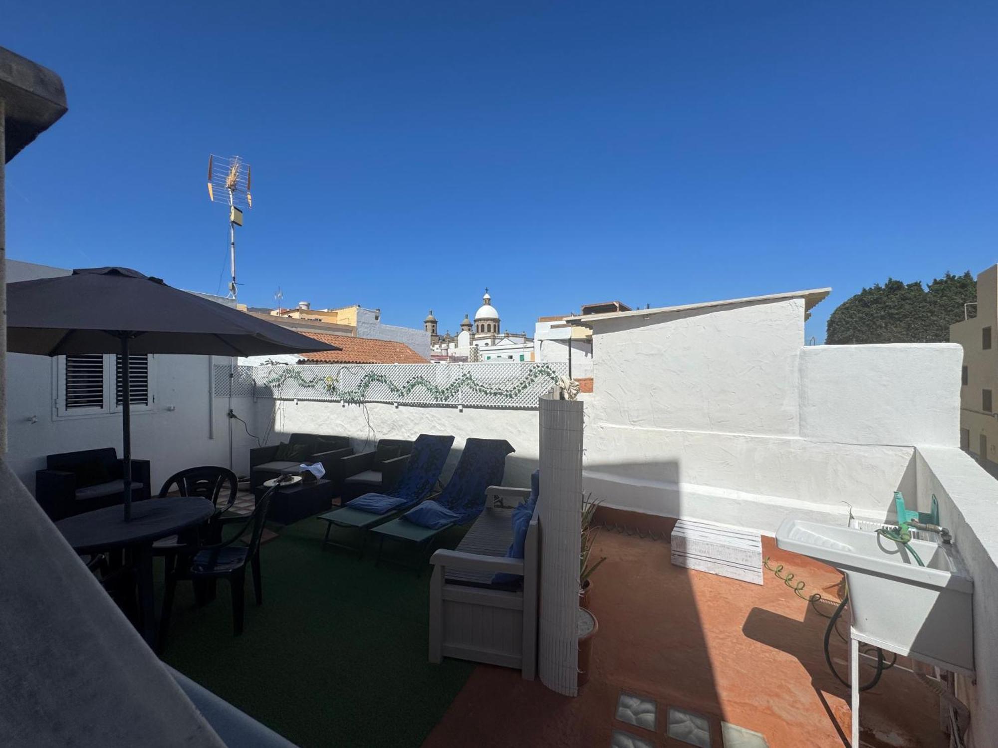 Casa En Con Terraza, Barbacoa Y Aire Acondicionado Сasa de vacaciones