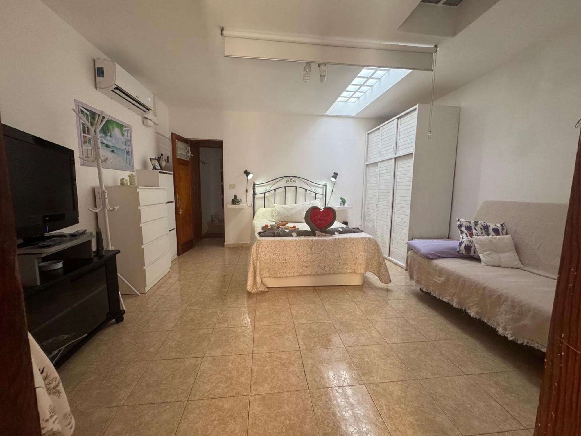 Сasa de vacaciones Casa En Con Terraza, Barbacoa Y Aire Acondicionado Agüimes