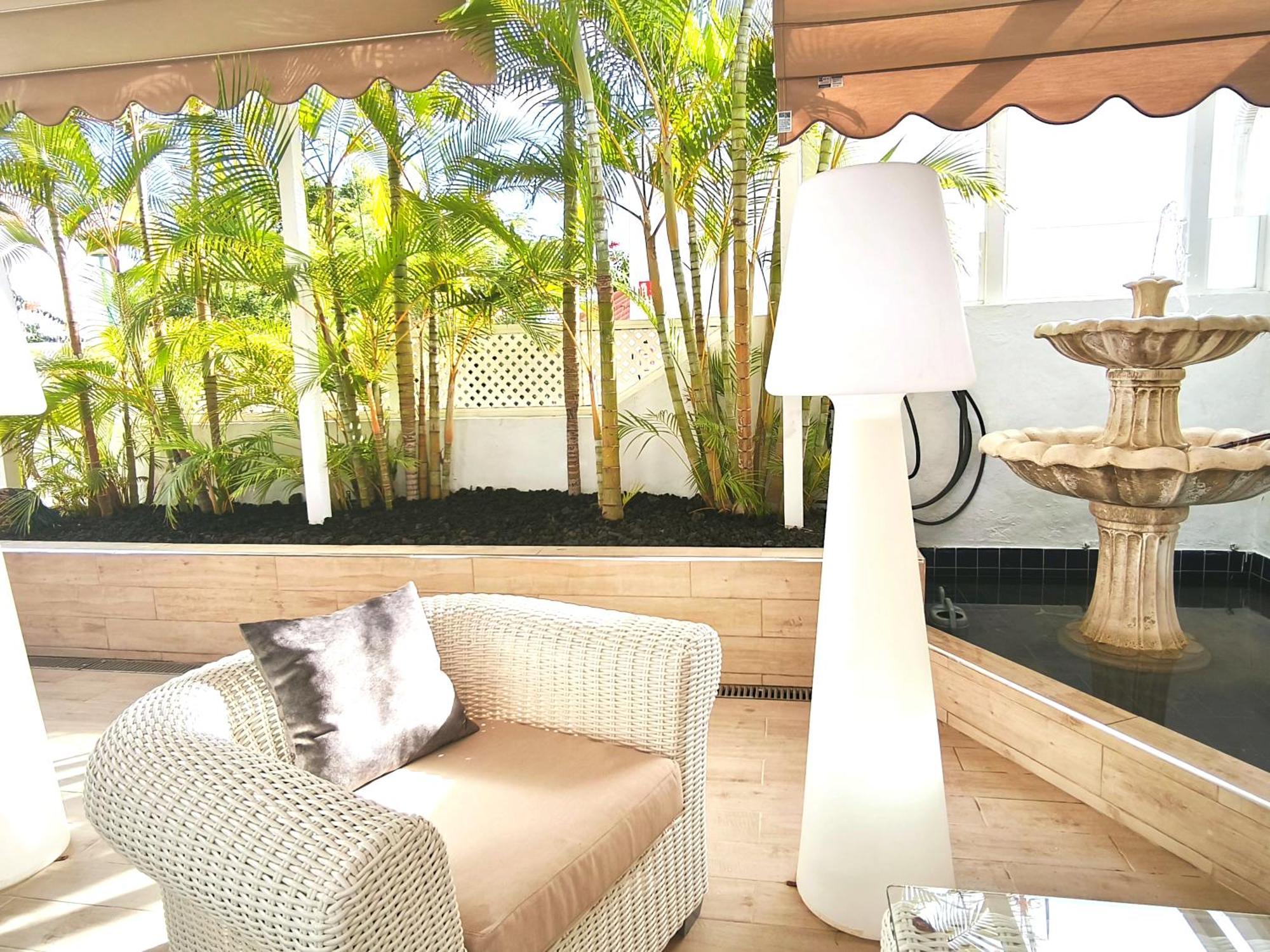 Rooftop Pamro - Private Jacuzzi - Fitness Area - Free Wifi - Air Conditioner - Pool - Modern & Comfortable - Sunnygolf * Maspalomas (Gran Canaria)