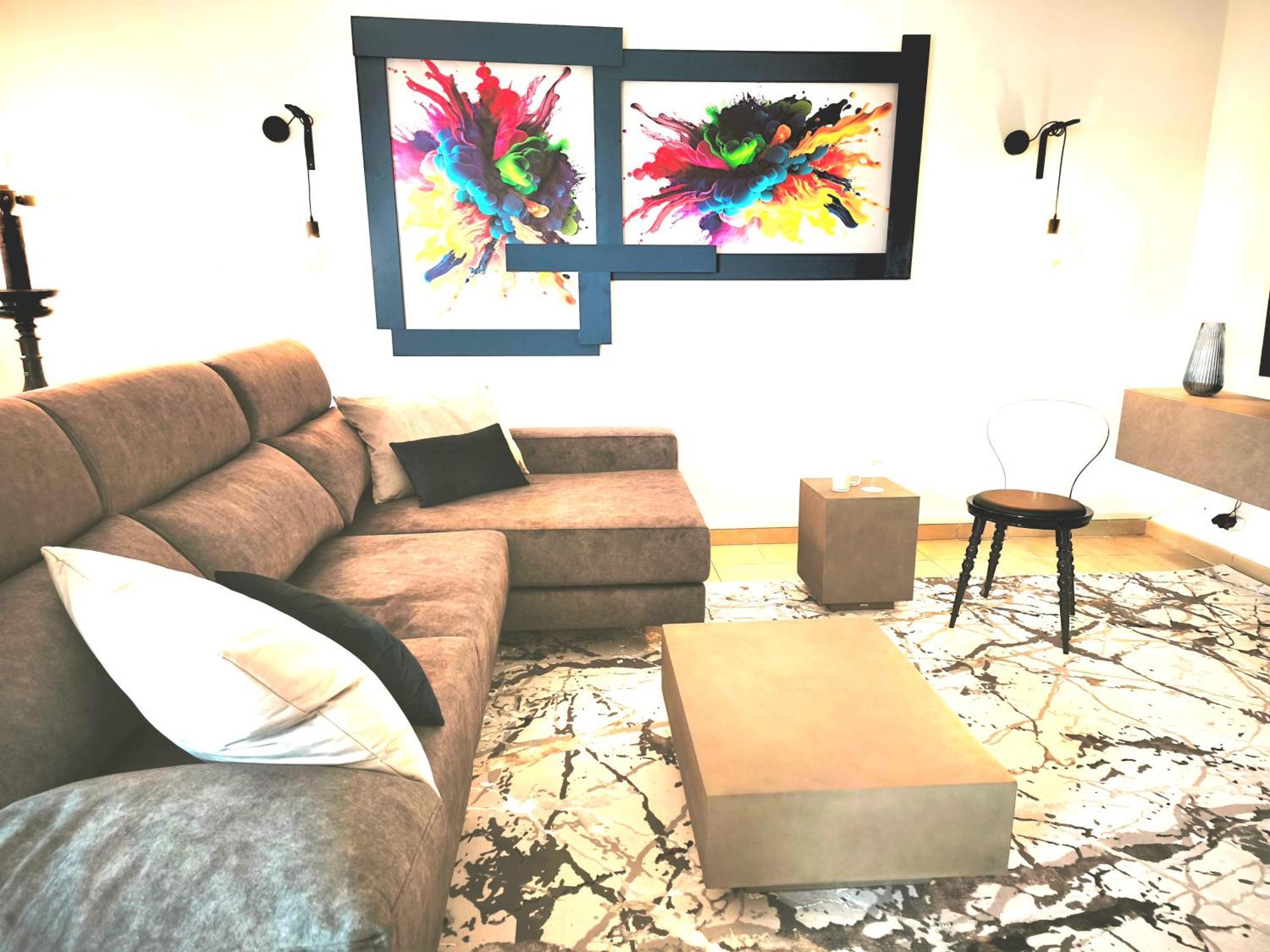 Rooftop Pamro - Private Jacuzzi - Fitness Area - Free Wifi - Air Conditioner - Pool - Modern & Comfortable - Sunnygolf Casa vacanze