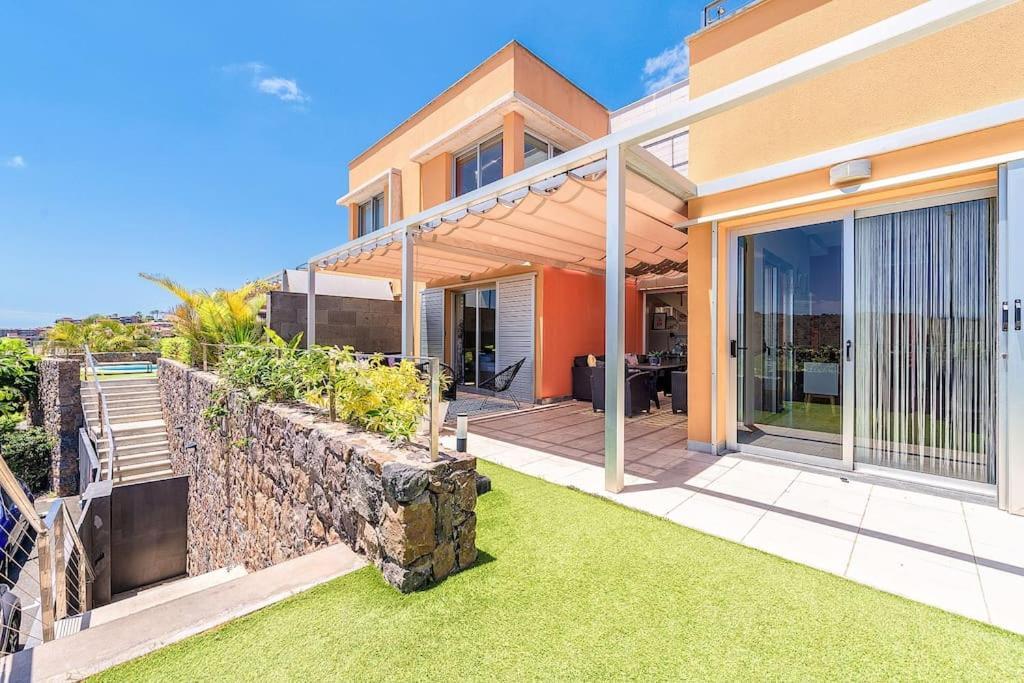 Calma Ii By Tenproperties Villa