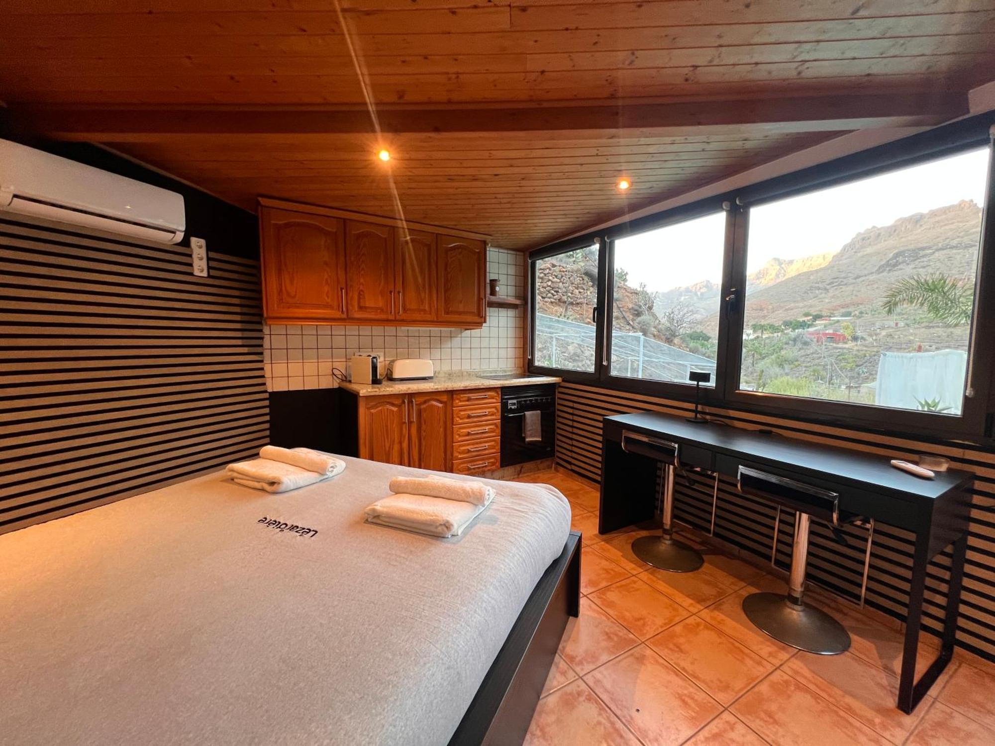 Apartamento Studio Bed-room In Quiet Montain - Swimming Pool, Jacuzzi, Wifi, Tv Outdoor Chill Out - La Lezardiere San Bartolomé