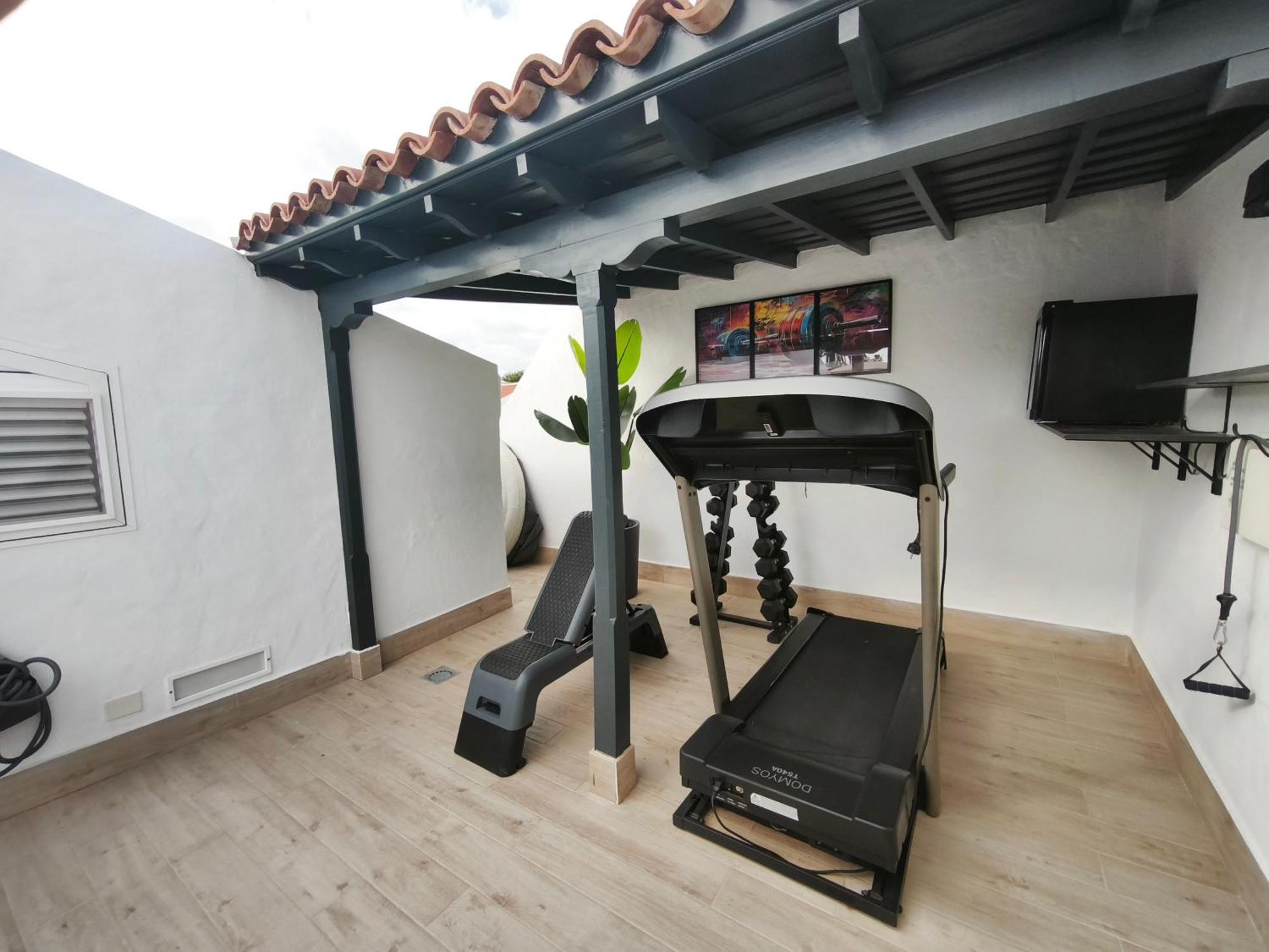 Rooftop Pamro - Private Jacuzzi - Fitness Area - Free Wifi - Air Conditioner - Pool - Modern & Comfortable - Sunnygolf * Maspalomas (Gran Canaria)