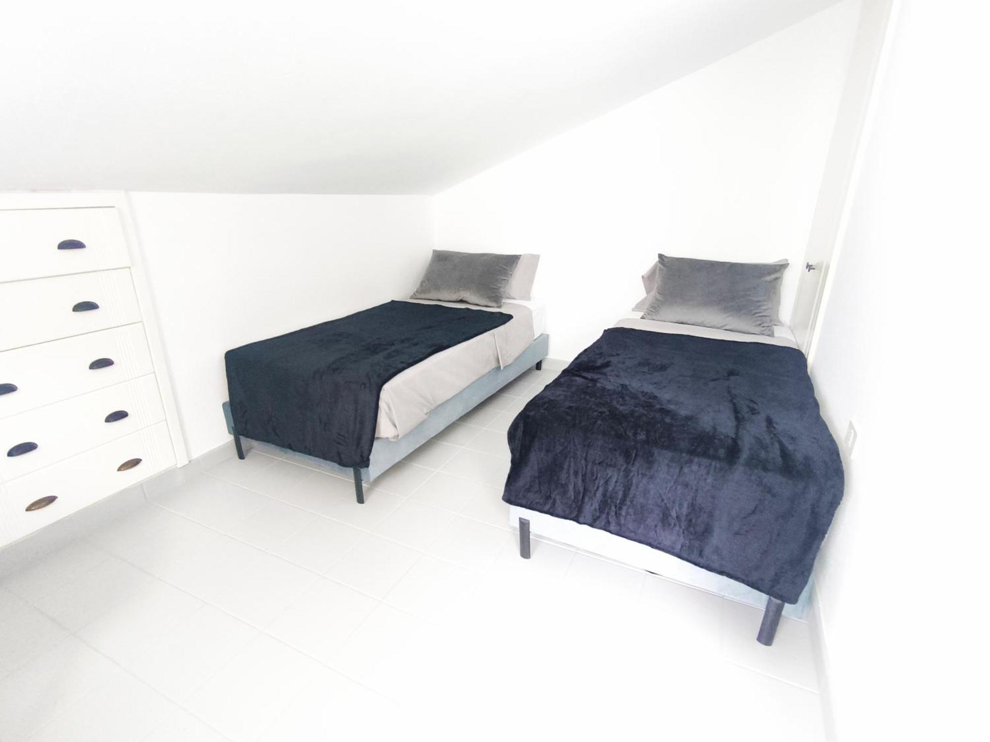 Rooftop Pamro - Private Jacuzzi - Fitness Area - Free Wifi - Air Conditioner - Pool - Modern & Comfortable - Sunnygolf Сasa de vacaciones *