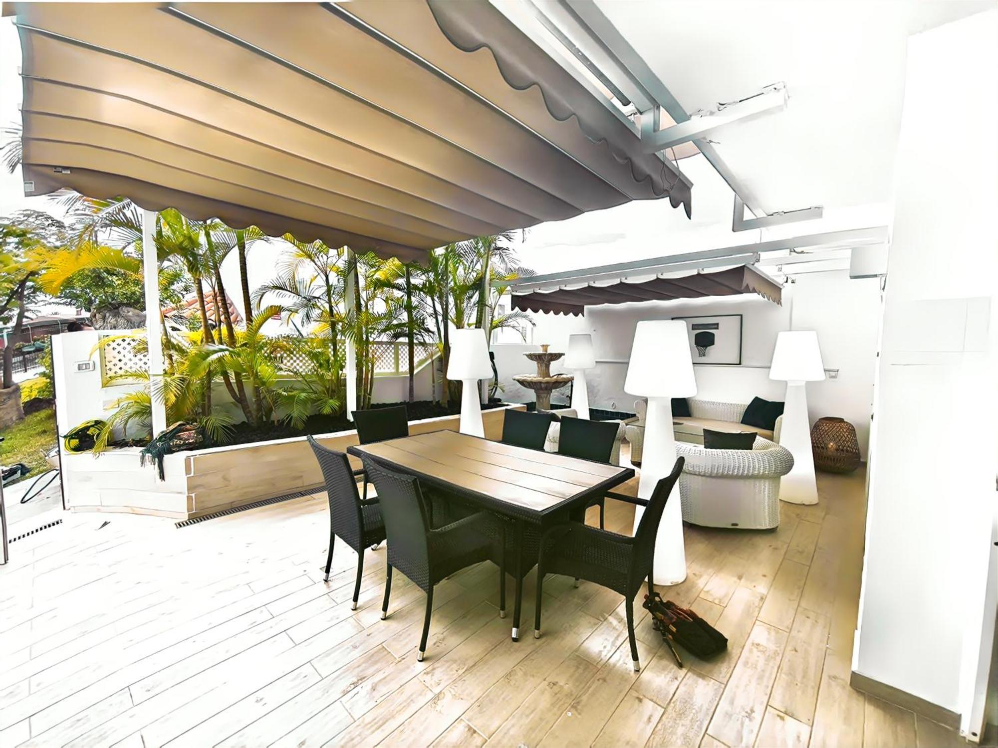 Сasa de vacaciones Rooftop Pamro - Private Jacuzzi - Fitness Area - Free Wifi - Air Conditioner - Pool - Modern & Comfortable - Sunnygolf Maspalomas (Gran Canaria)