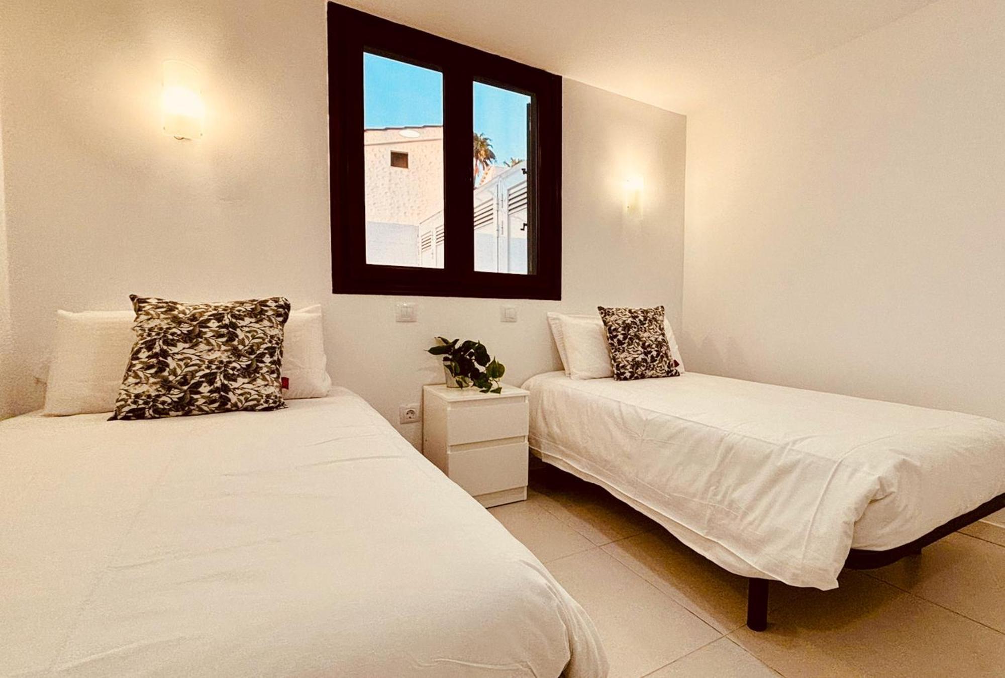 Click&guest - Atlantis Light In Maspalomas *