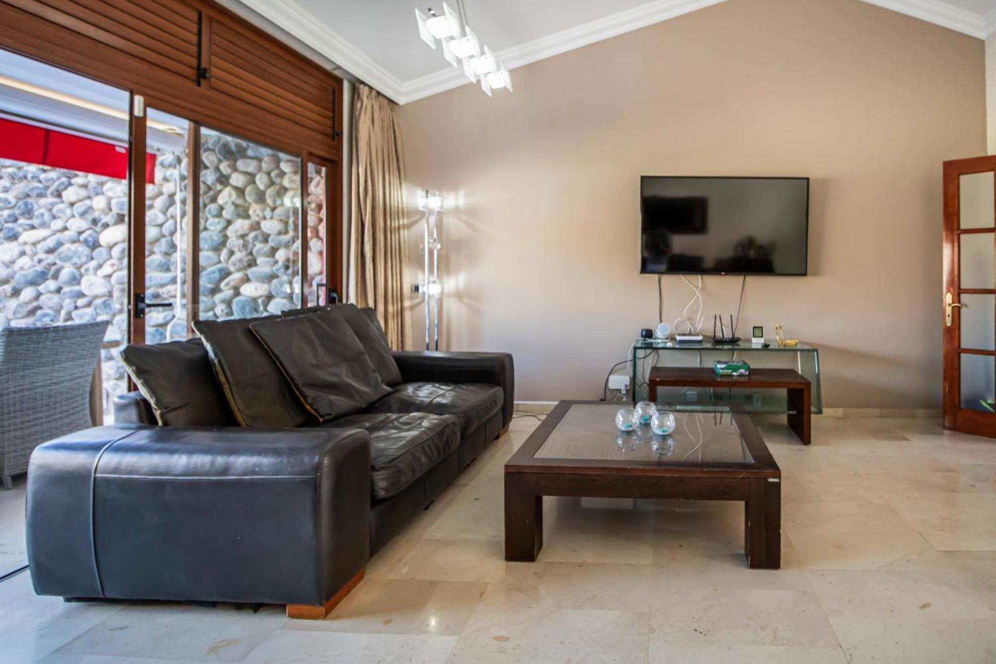 Oasis Tauro 3br Apartamento