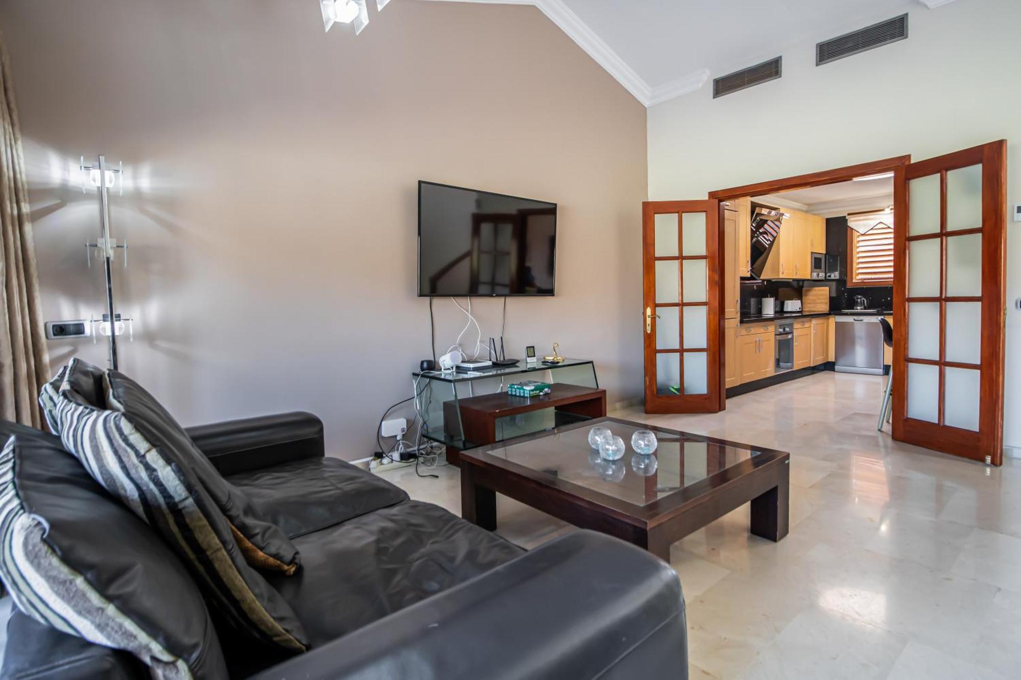 Oasis Tauro 3br *